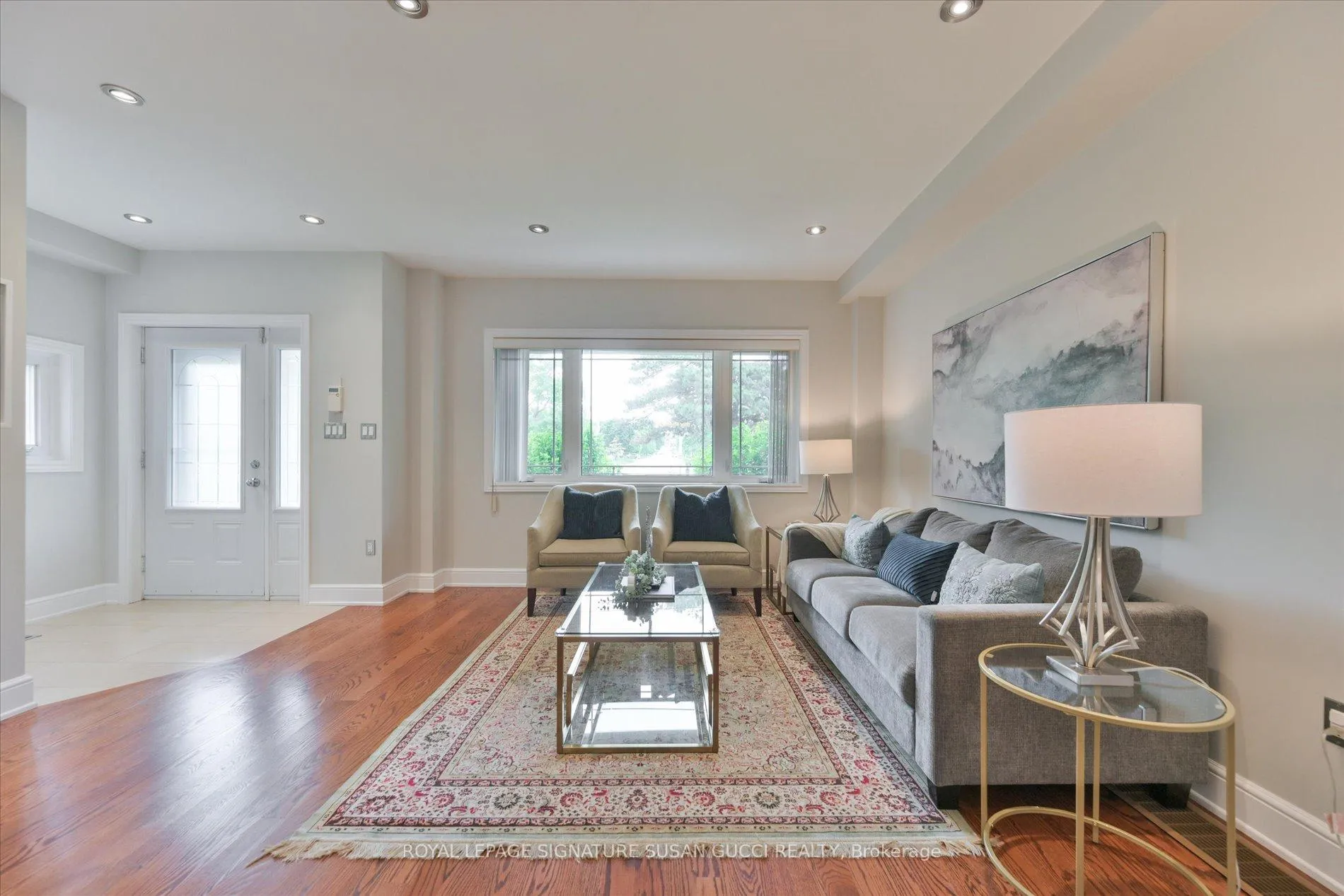 Photo 9 of 122 Cedarcrest Boulevard, Toronto, O'Connor-Parkview — HOMEH