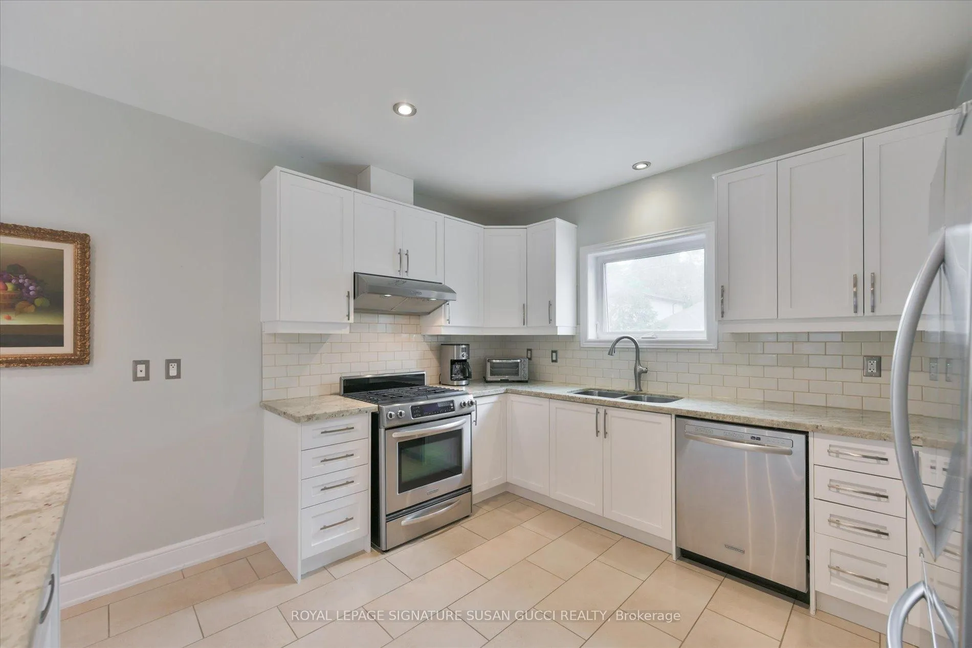 Photo 18 of 122 Cedarcrest Boulevard, Toronto, O'Connor-Parkview — HOMEH