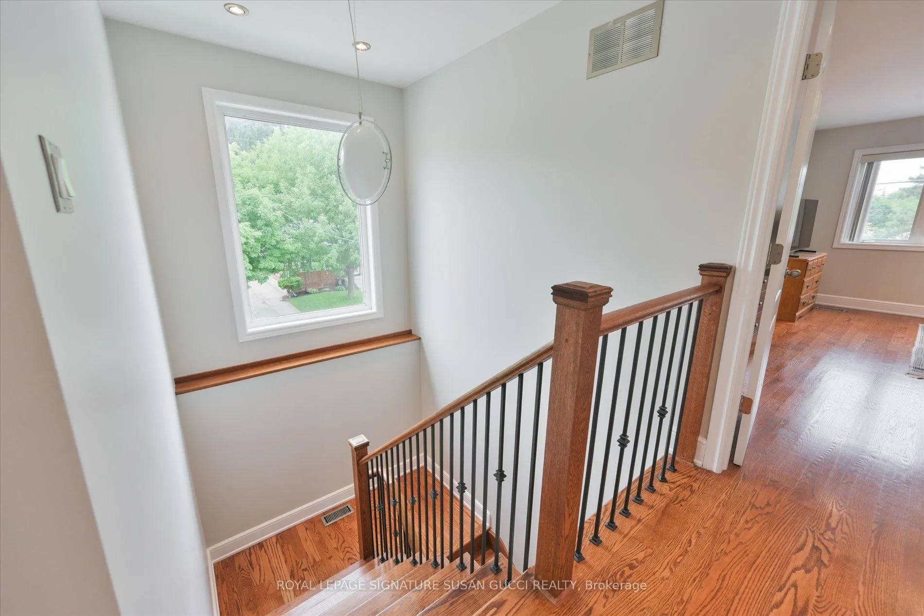 Photo 22 of 122 Cedarcrest Boulevard, Toronto, O'Connor-Parkview — HOMEH