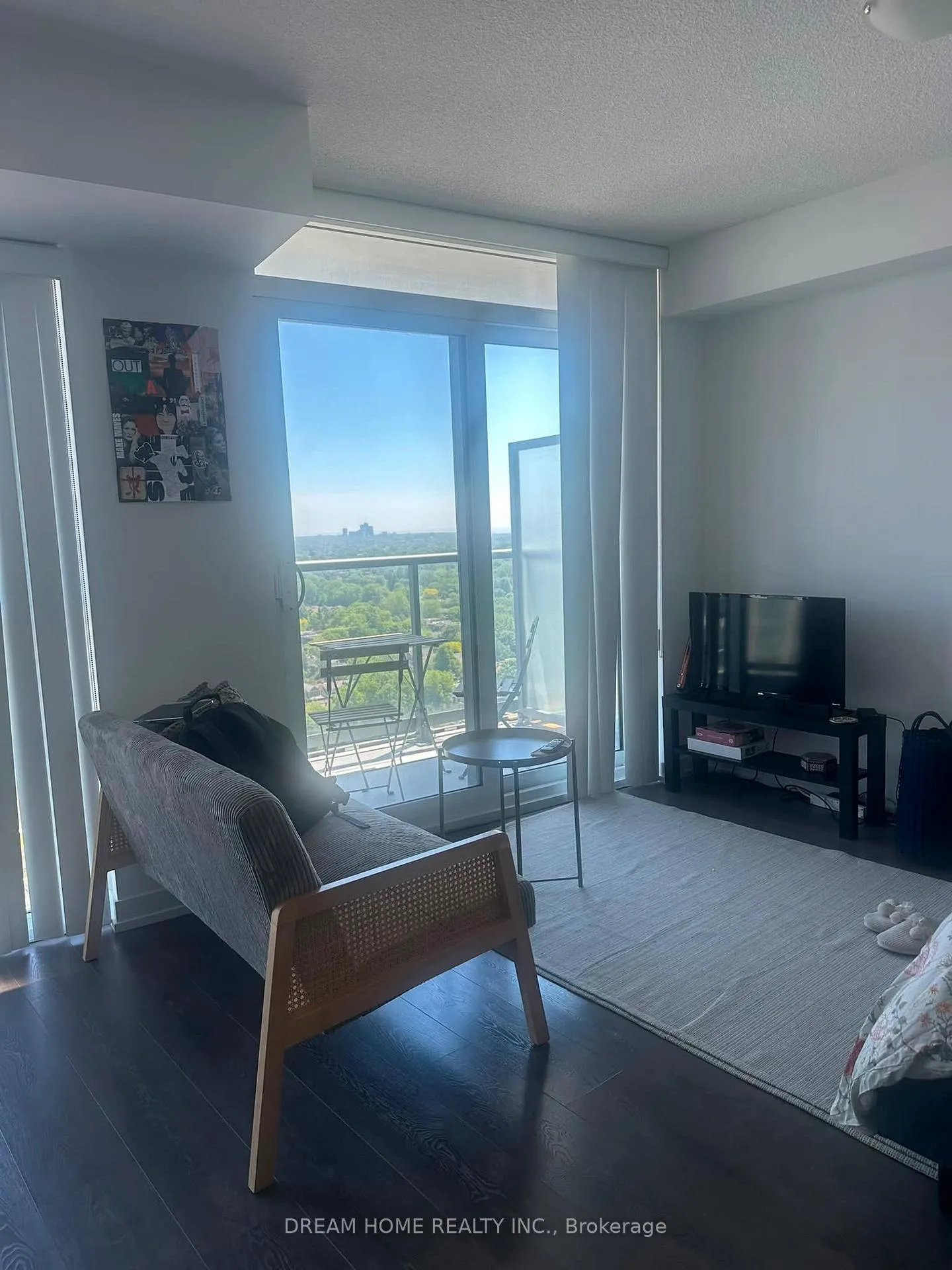 Photo 3 of Unit 2411, 125 Redpath Avenue, Toronto, Mount Pleasant West — HOMEH