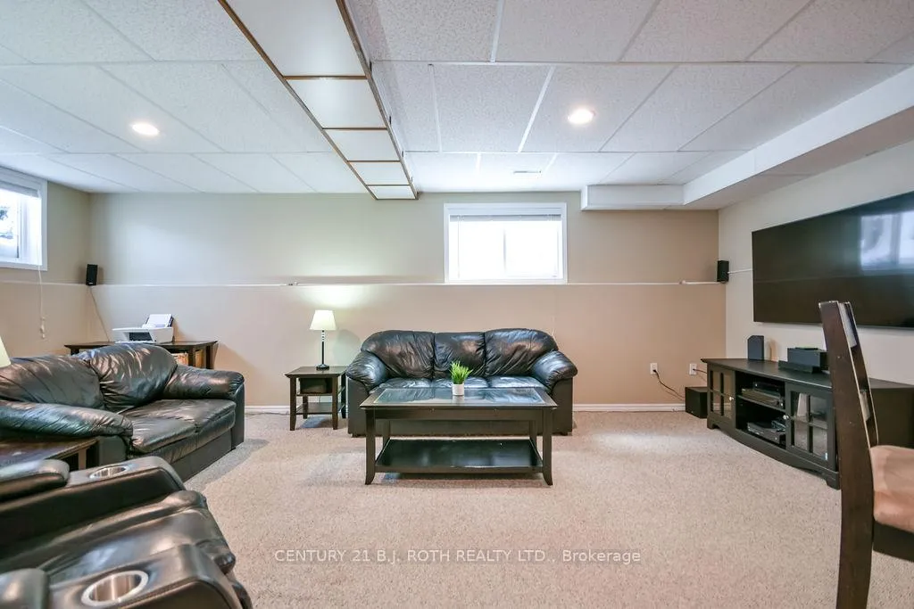 Photo 27 of 60 Leggott Avenue, Barrie, Painswick North — HOMEH