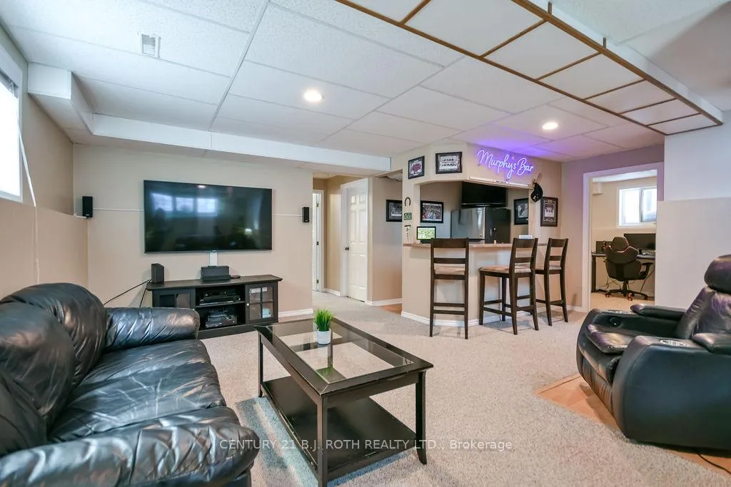 Photo 28 of 60 Leggott Avenue, Barrie, Painswick North — HOMEH