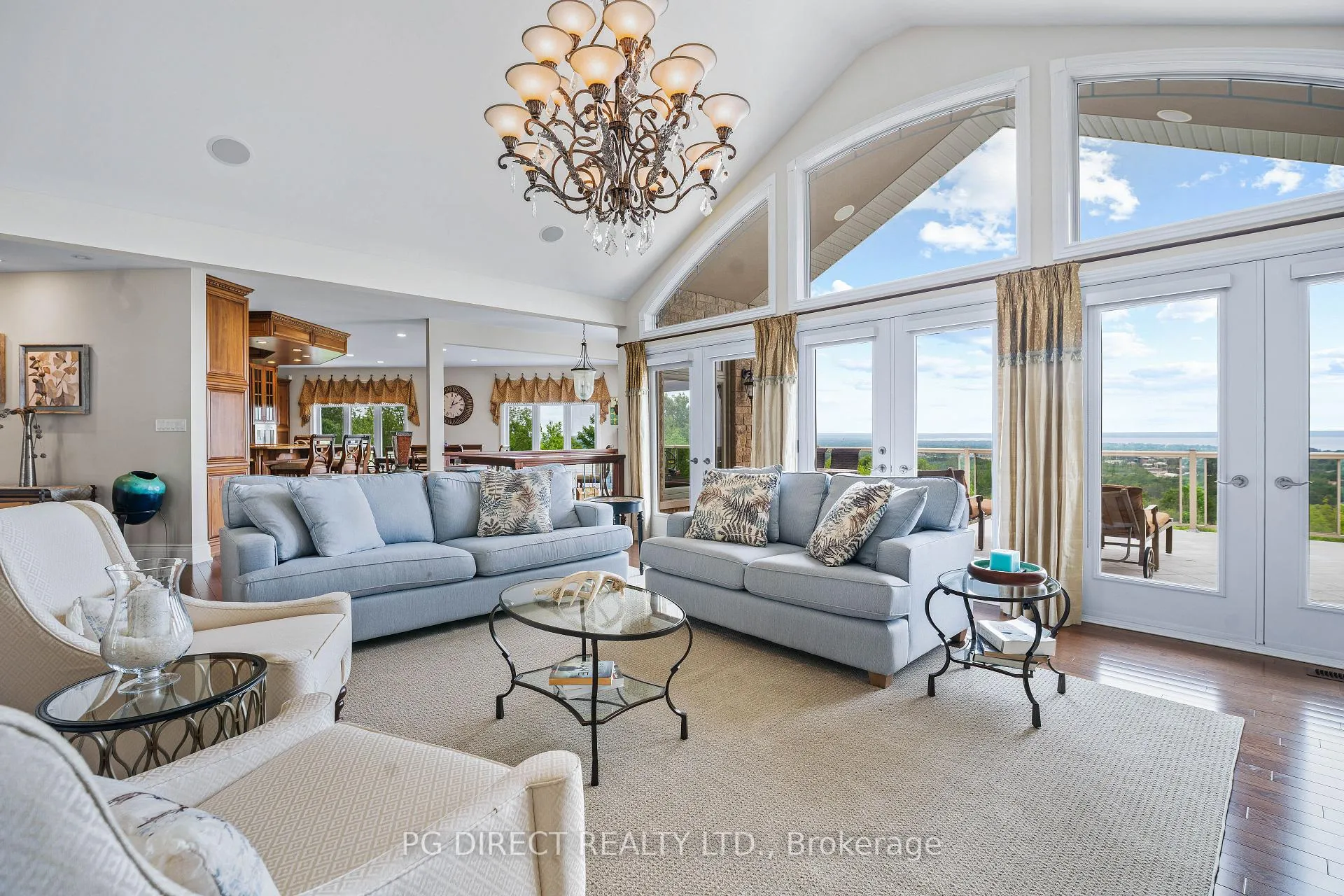 Photo 6 of 427 Surrey Drive, North Bay, Airport — HOMEH