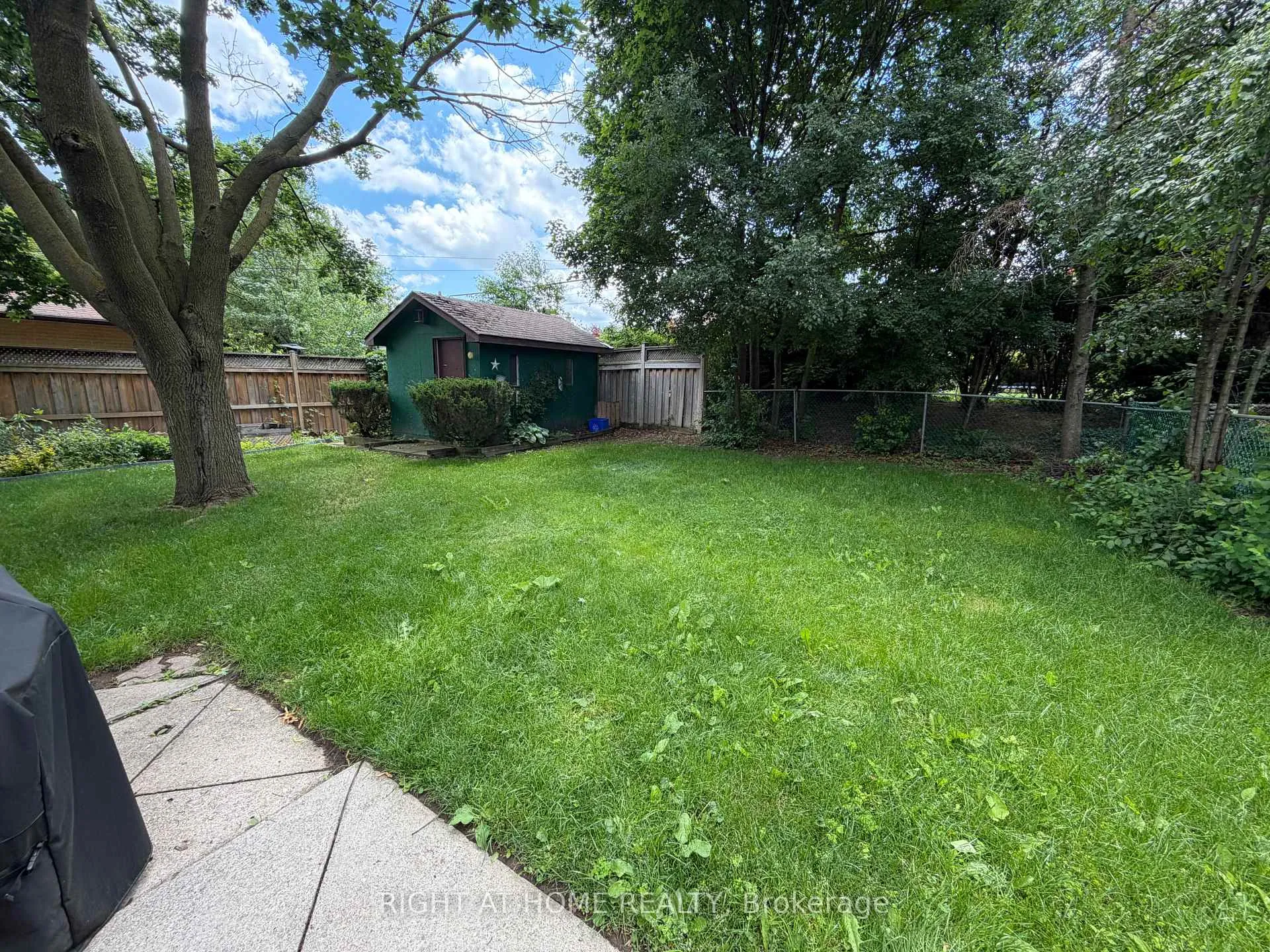 Photo 14 of Unit BSMT, 48 Langstone Crescent, Halton Hills, Georgetown — HOMEH