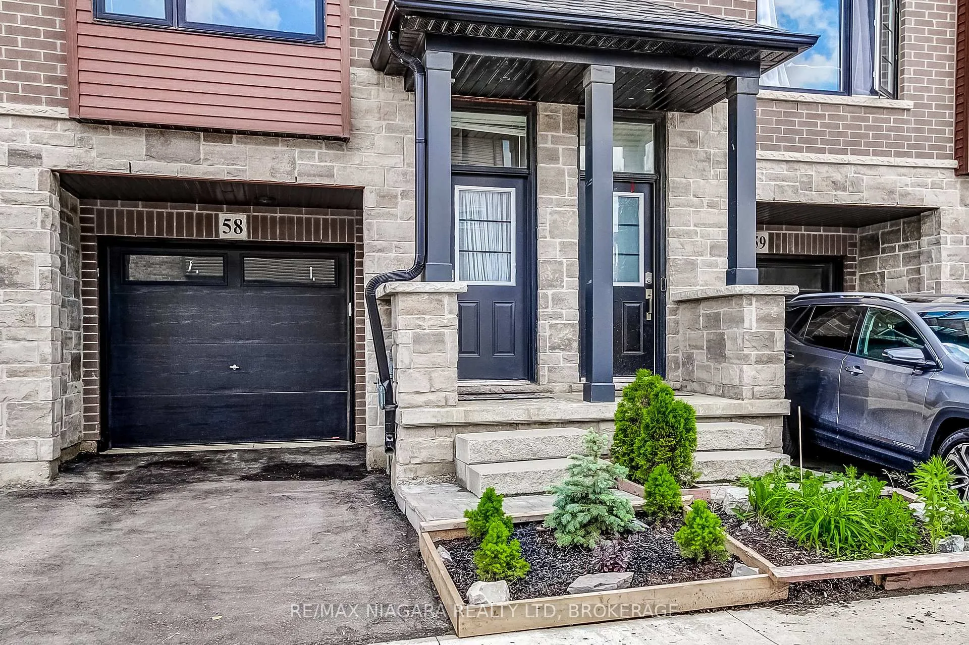 Photo 2 of Unit 58, 461 Blackburn Drive, Brantford, Empire South — HOMEH