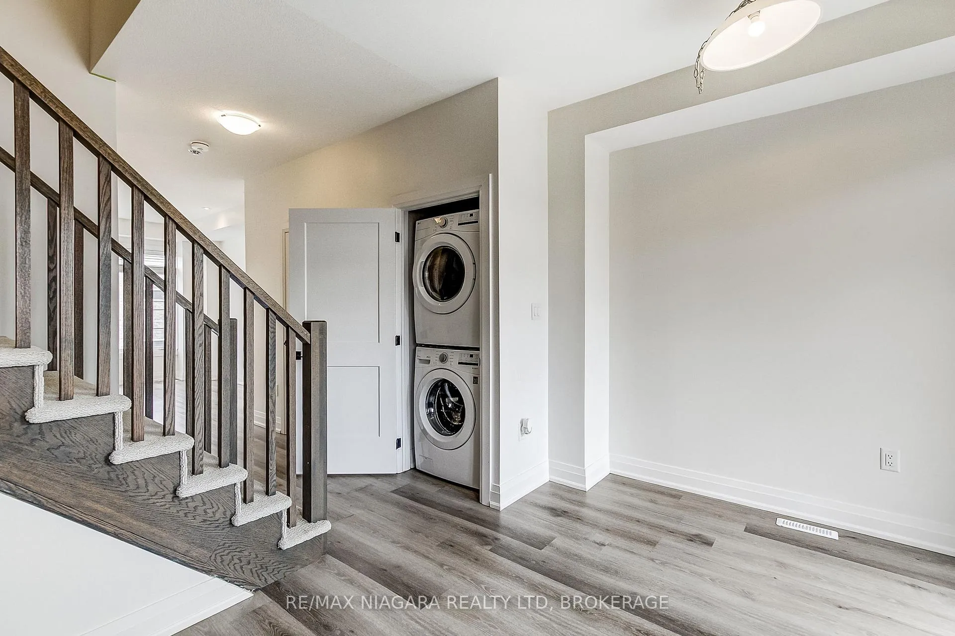 Photo 20 of Unit 58, 461 Blackburn Drive, Brantford, Empire South — HOMEH