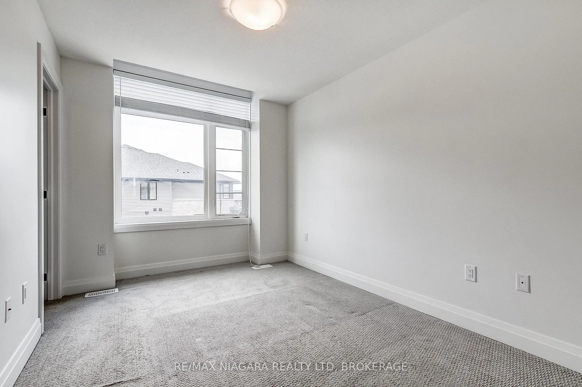 Photo 30 of Unit 58, 461 Blackburn Drive, Brantford, Empire South — HOMEH
