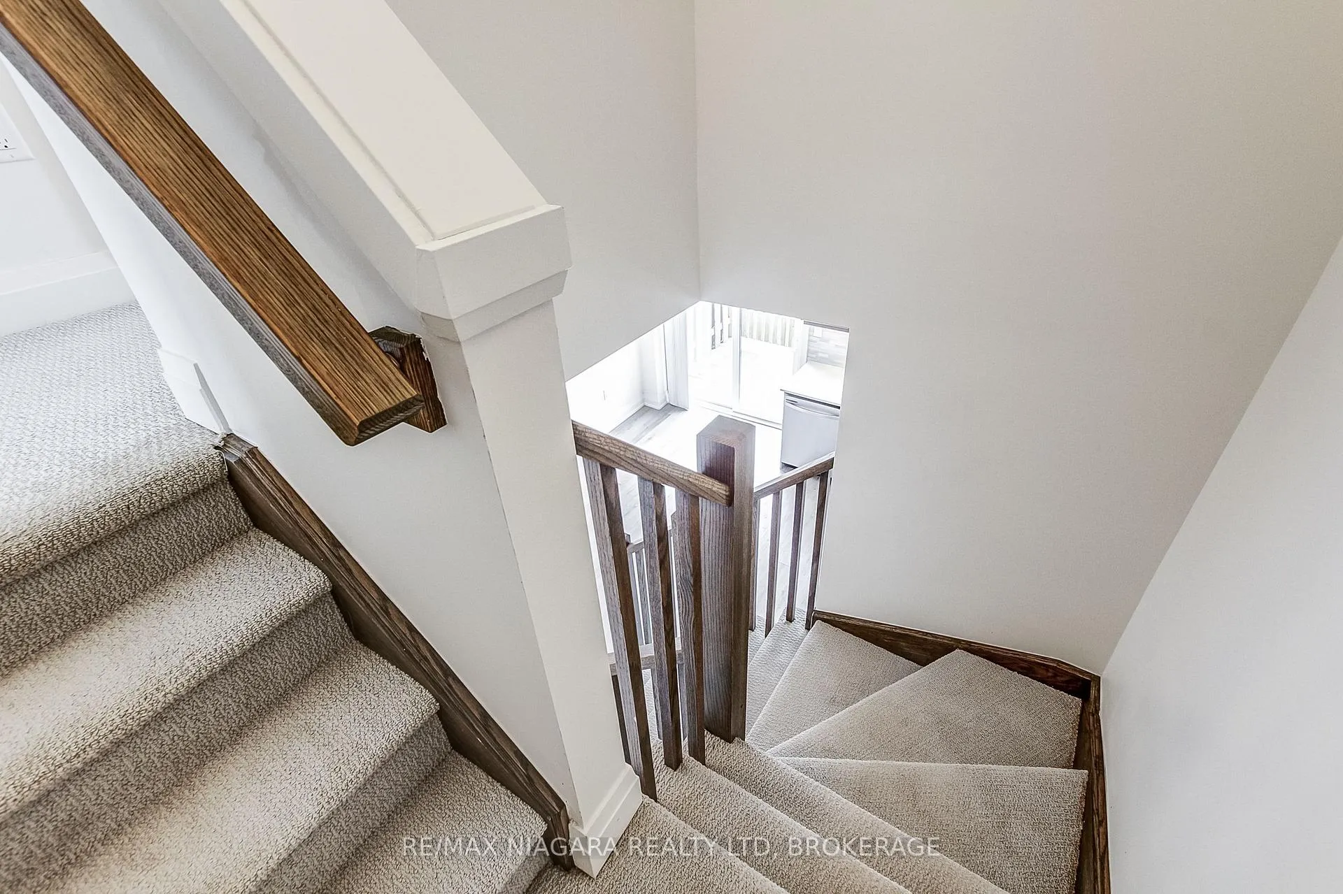 Photo 37 of Unit 58, 461 Blackburn Drive, Brantford, Empire South — HOMEH