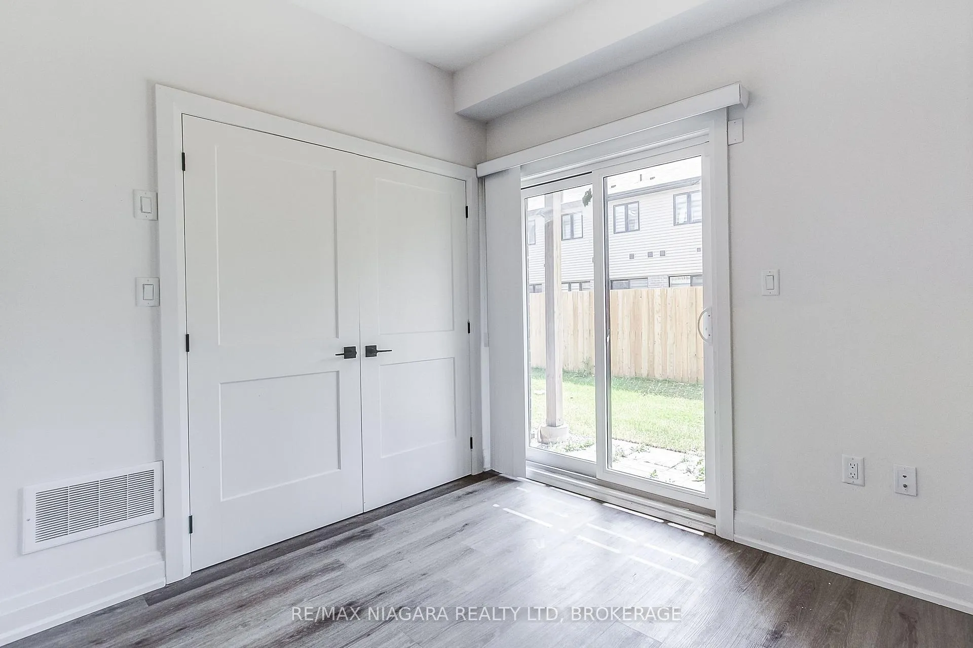 Photo 41 of Unit 58, 461 Blackburn Drive, Brantford, Empire South — HOMEH