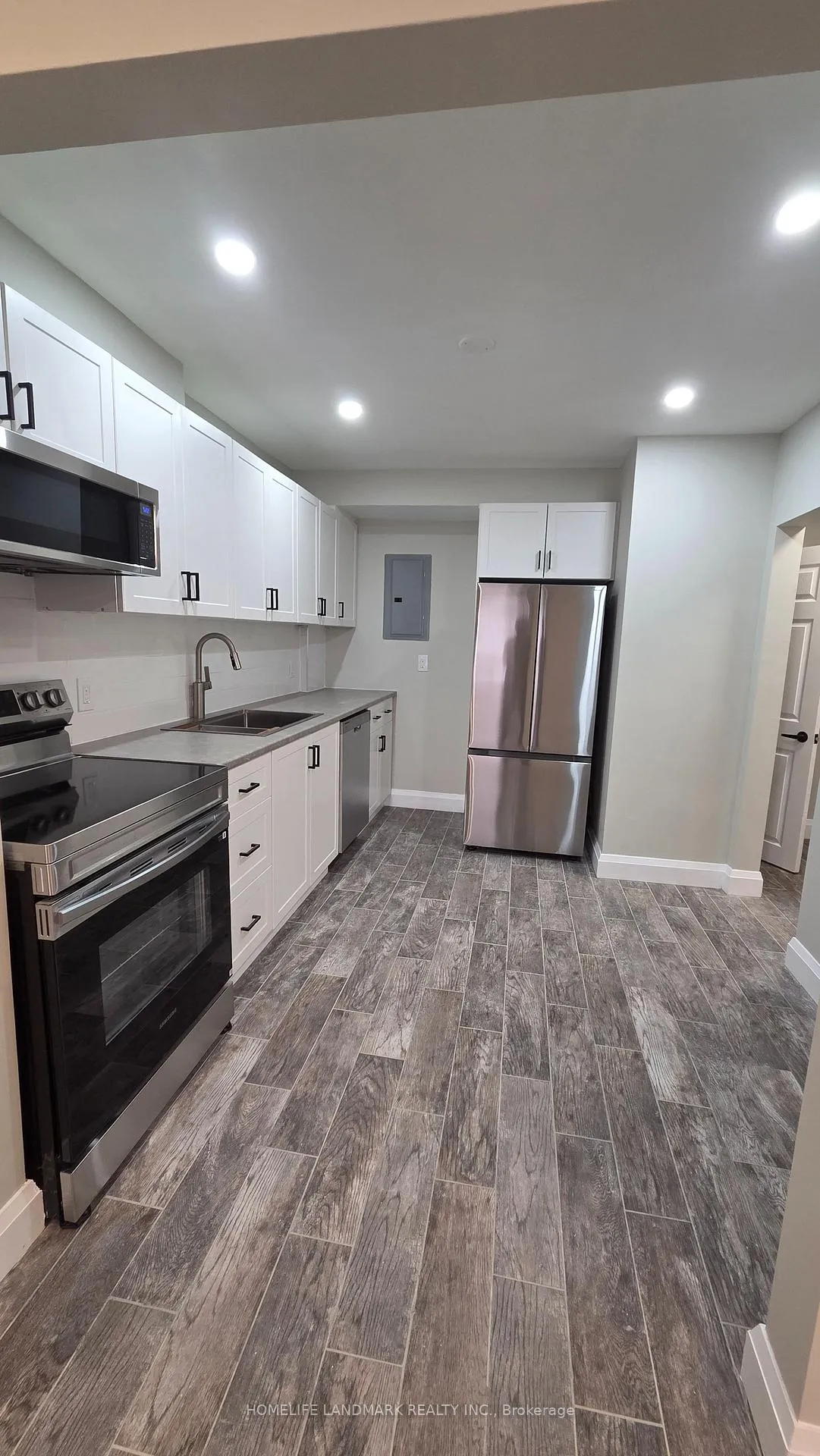 Photo 8 of Unit 1, 793 Broadview Avenue, Toronto, Playter Estates-Danforth — HOMEH