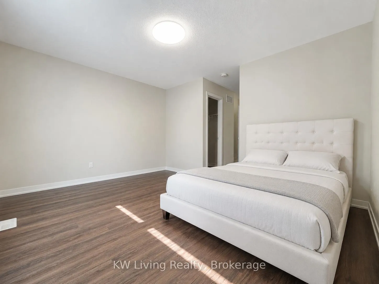 Photo 14 of 2172 Donald Cousens Parkway, Markham, Cornell — HOMEH