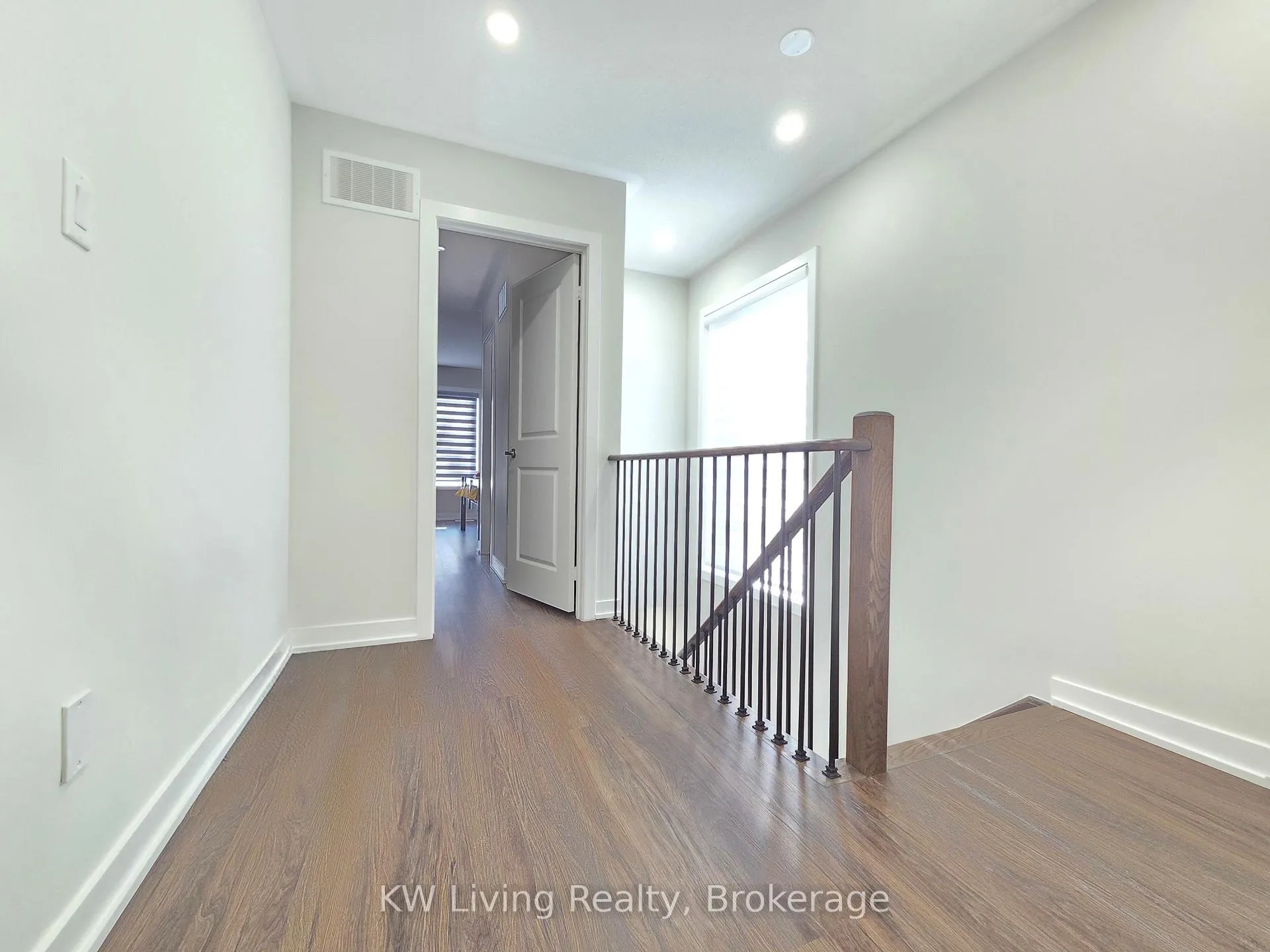 Photo 17 of 2172 Donald Cousens Parkway, Markham, Cornell — HOMEH