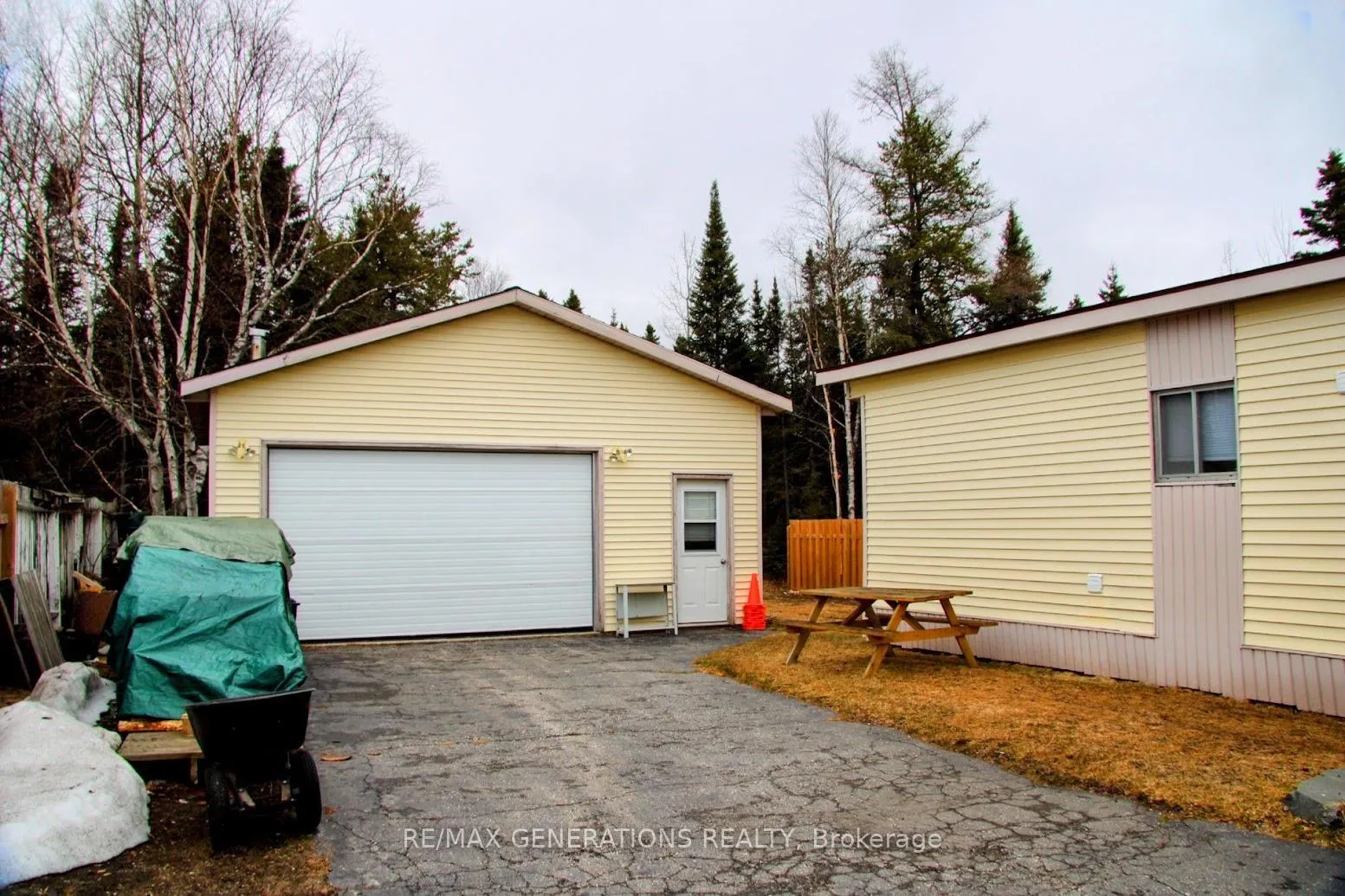 Photo 28 of 25 Coveney Street, Marathon — HOMEH