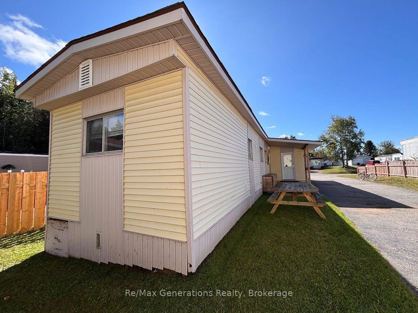 Photo 39 of 25 Coveney Street, Marathon — HOMEH