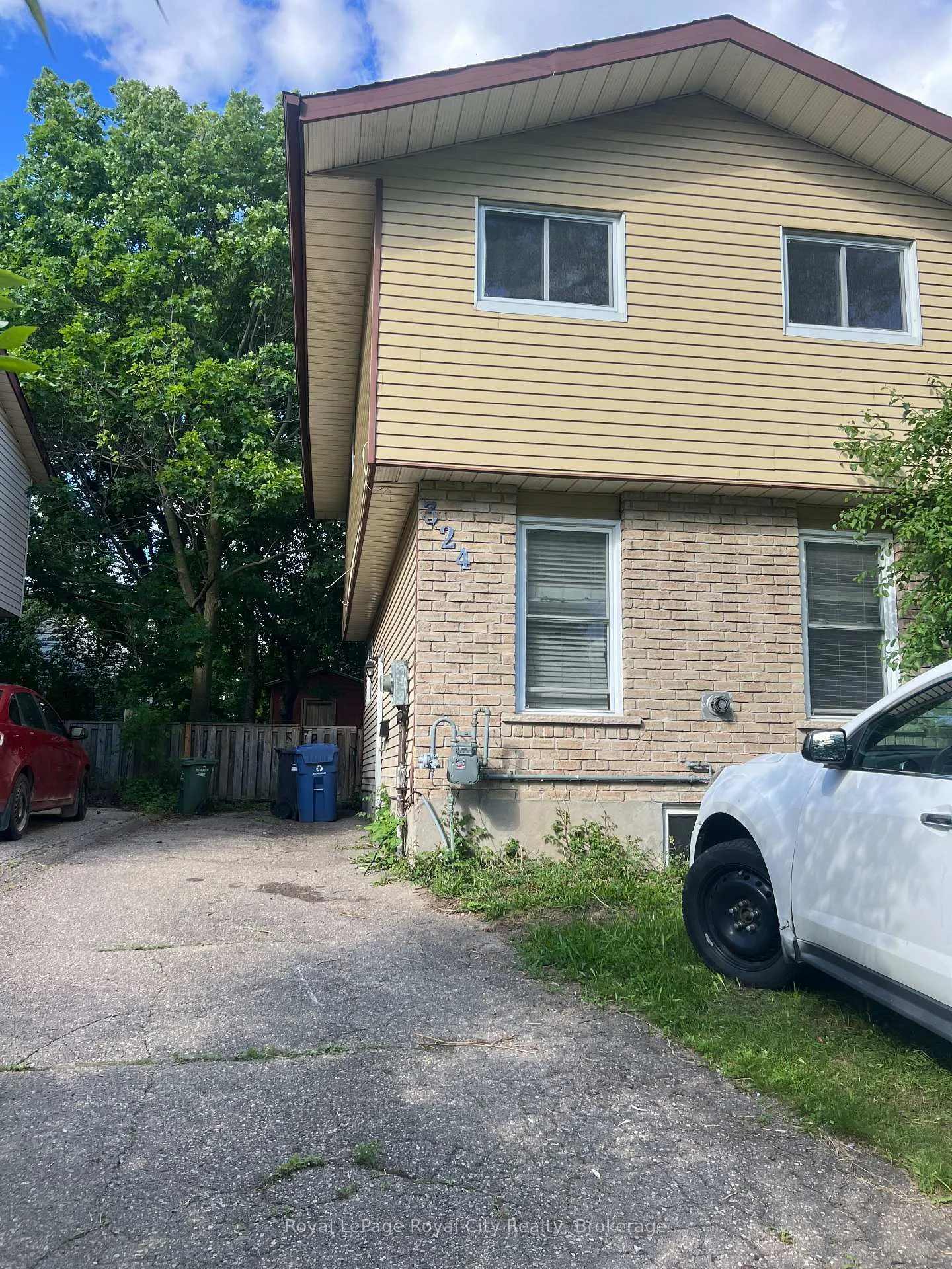 Front of 324 Cole Road