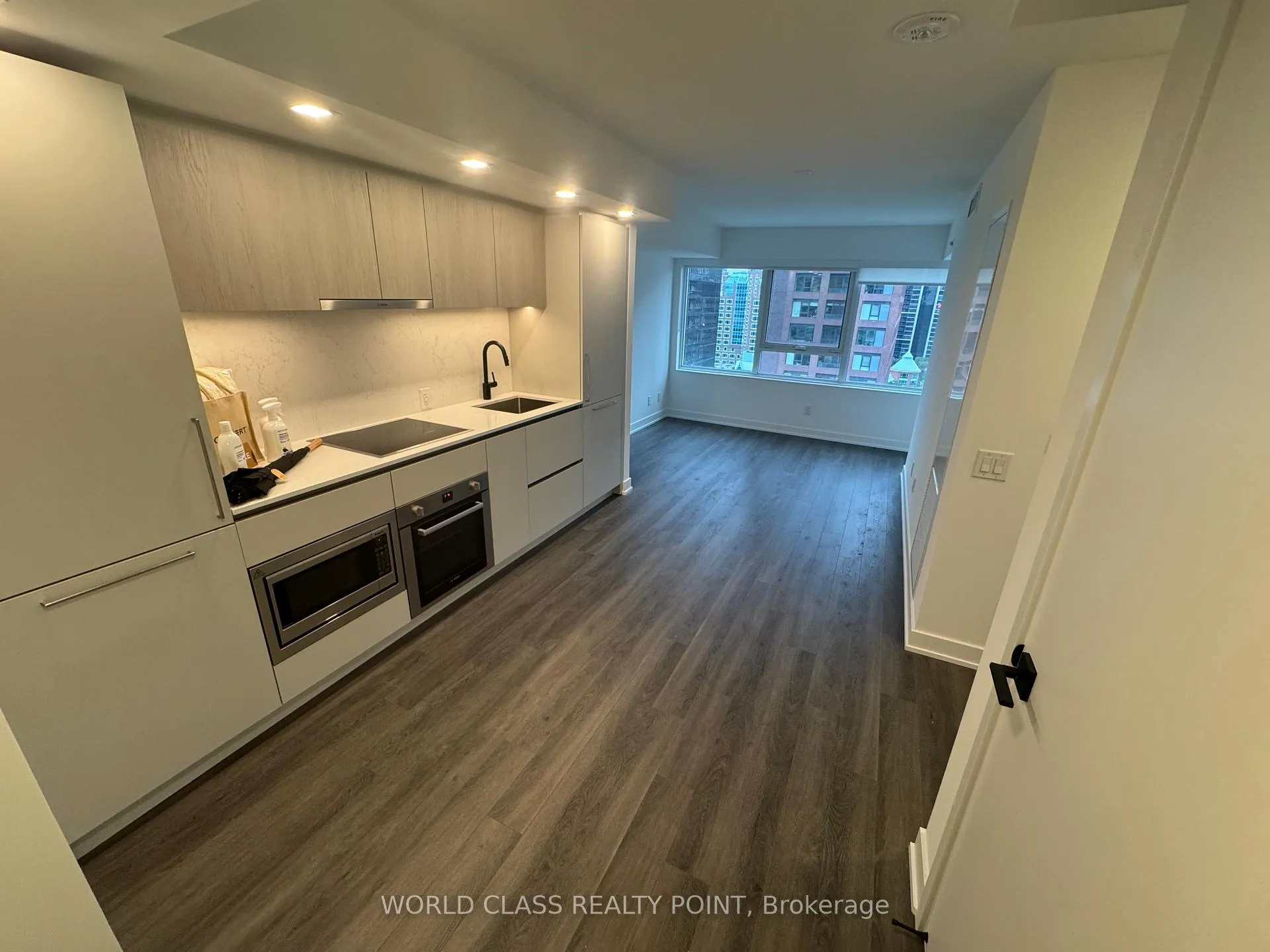 Photo 2 of Unit 1503, 609 Sherbourne Street, Toronto, North St. James Town — HOMEH