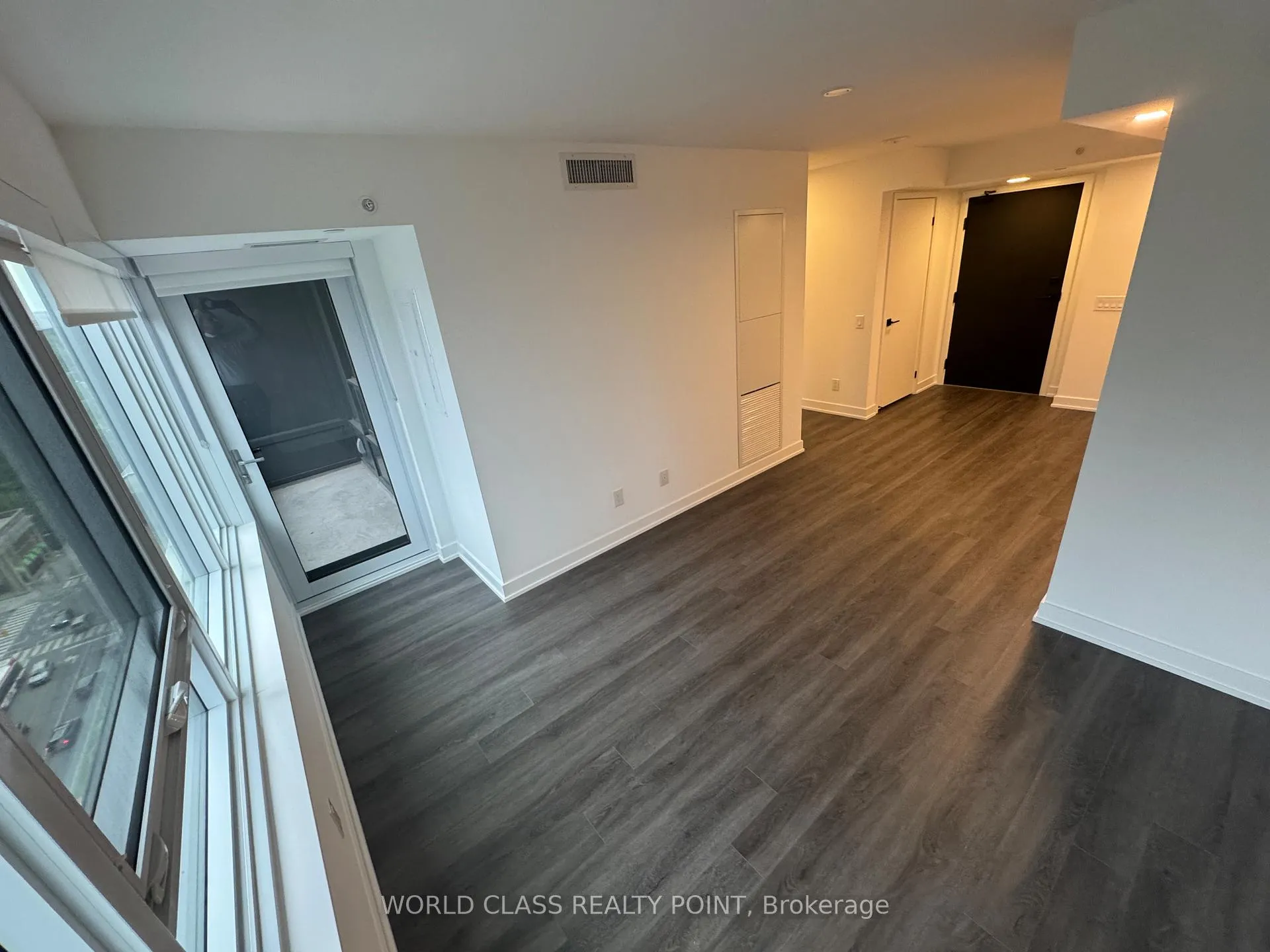 Photo 4 of Unit 1503, 609 Sherbourne Street, Toronto, North St. James Town — HOMEH