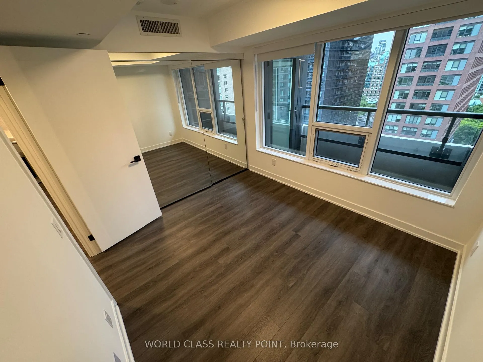 Photo 13 of Unit 1503, 609 Sherbourne Street, Toronto, North St. James Town — HOMEH