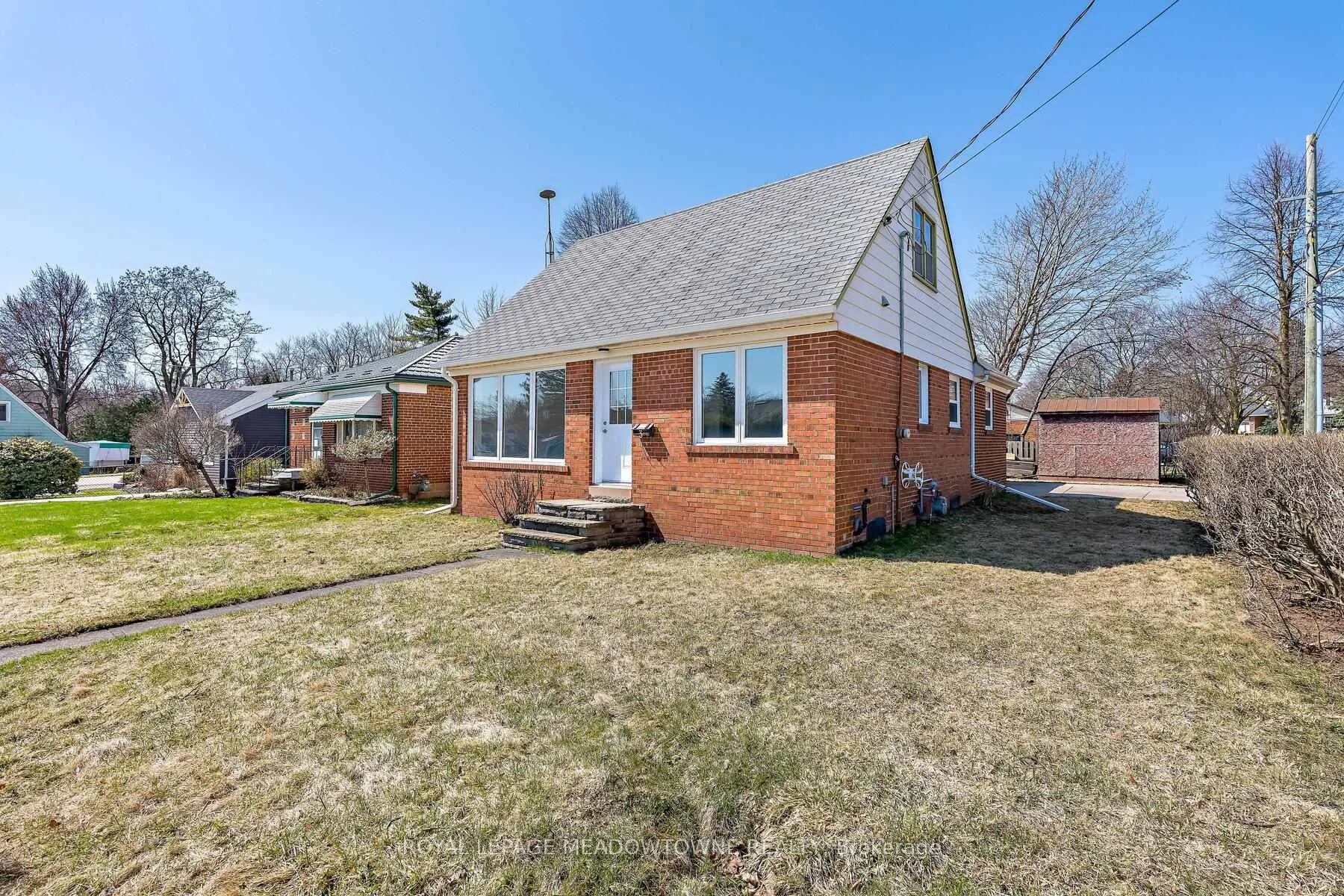 Photo 1 of 3 Bard Lane, Halton Hills, Georgetown — HOMEH