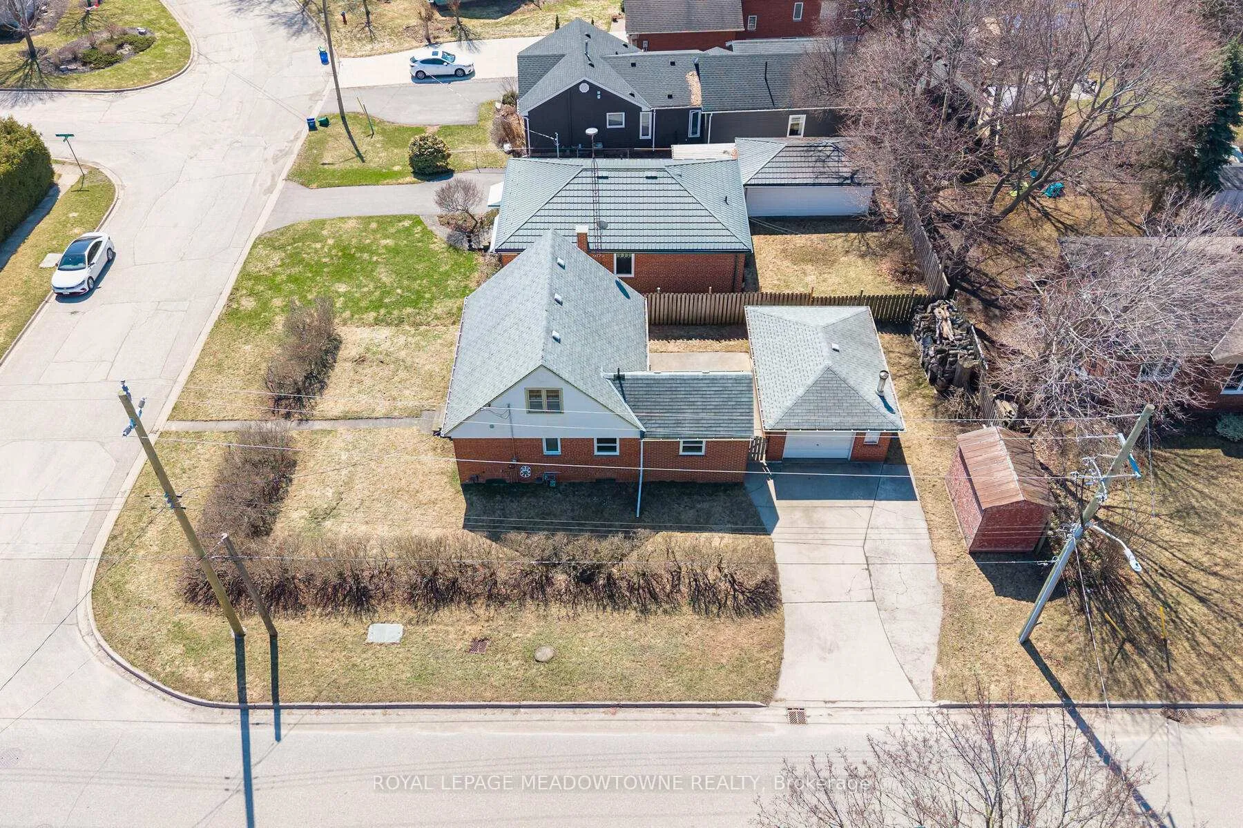 Photo 3 of 3 Bard Lane, Halton Hills, Georgetown — HOMEH