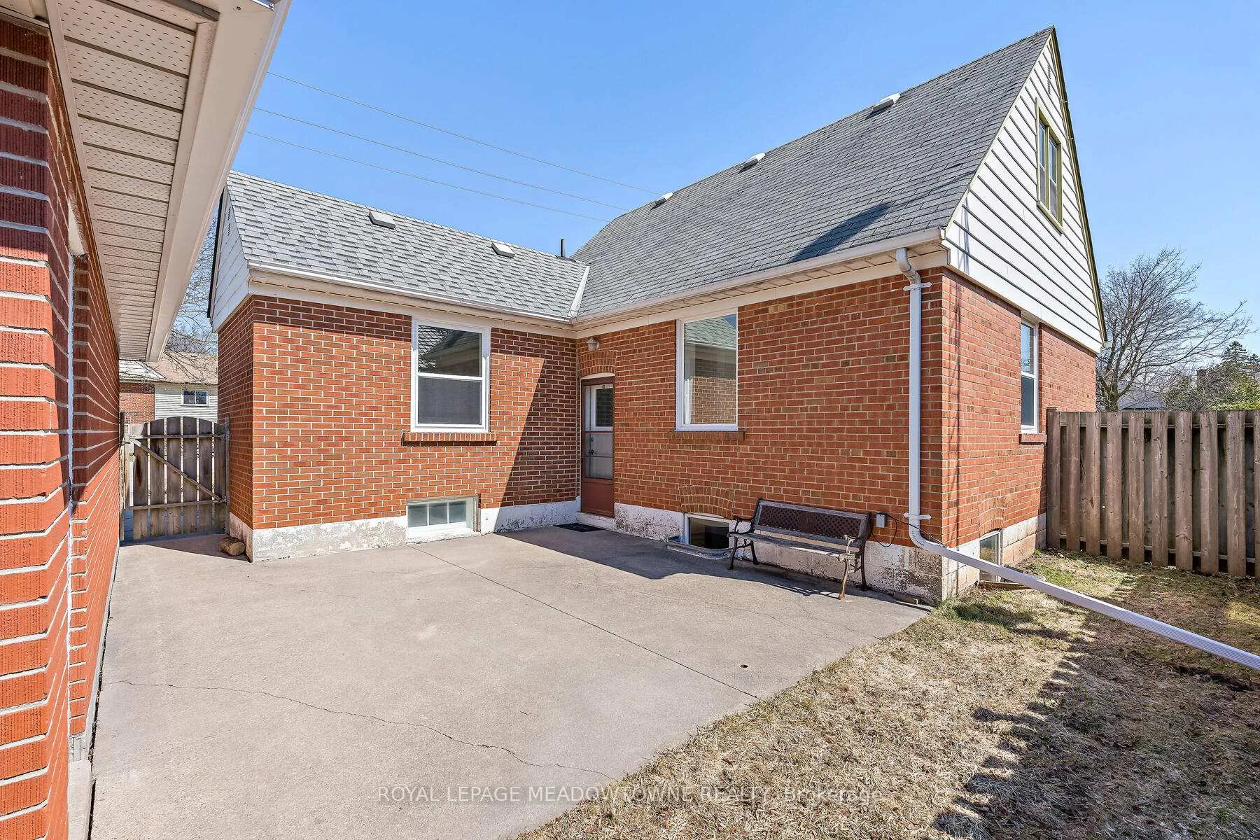 Photo 28 of 3 Bard Lane, Halton Hills, Georgetown — HOMEH