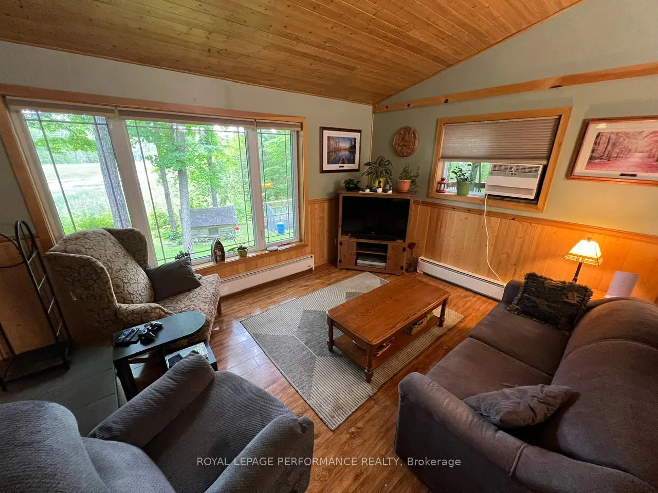 Photo 4 of 253 Lacourse Lane, Lanark Highlands, Lanark Highlands (Darling) Twp — HOMEH