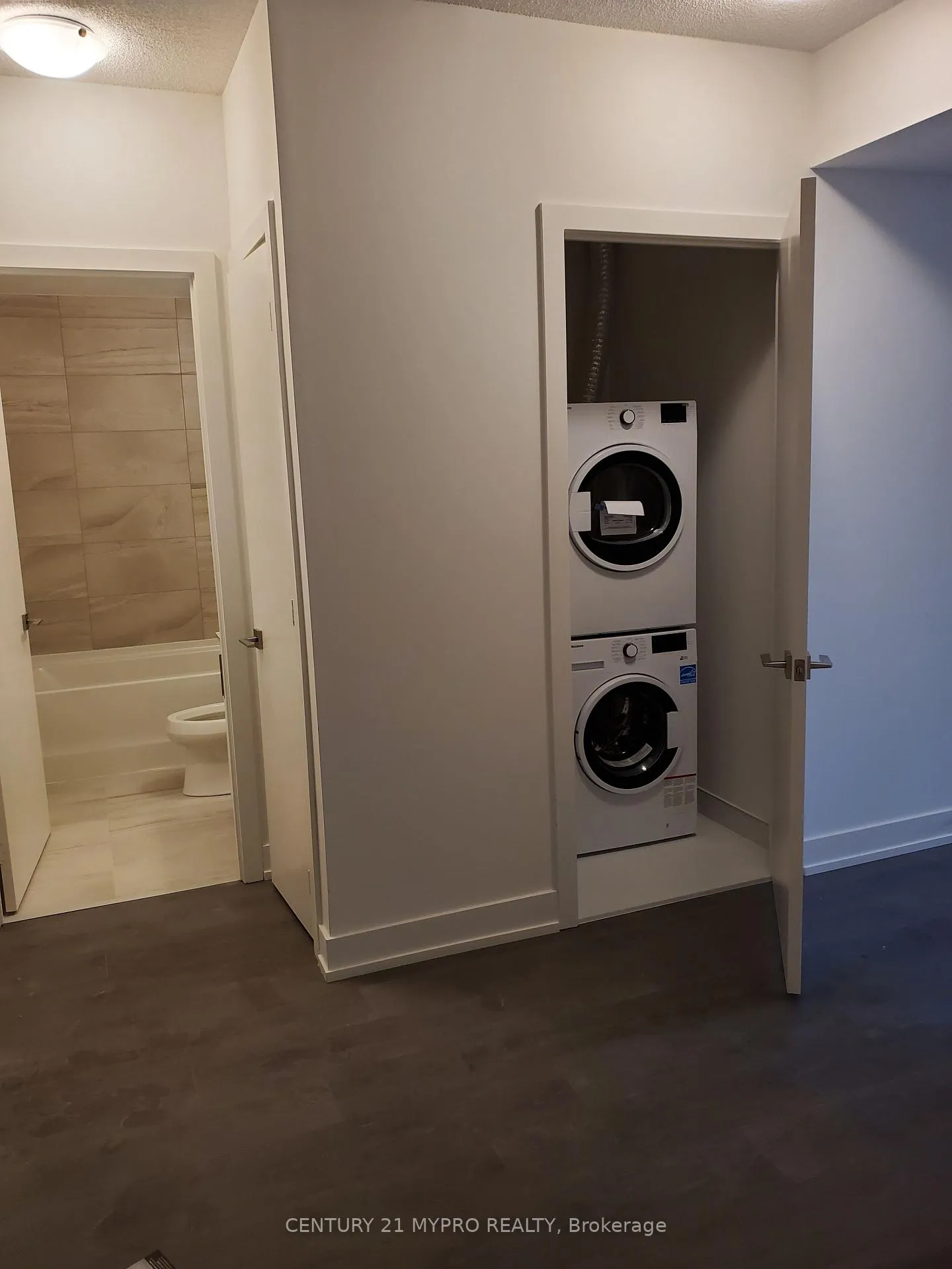 Photo 8 of Unit 511E, 278 Buchanan Drive, Markham, Unionville — HOMEH