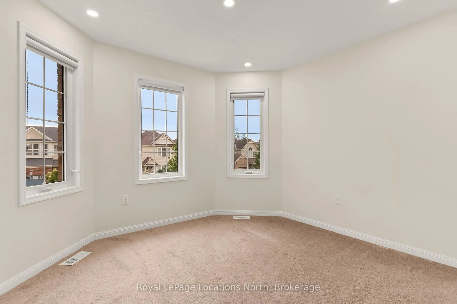 Photo 31 of 16 Ferris Lane, New Tecumseth, Alliston — HOMEH