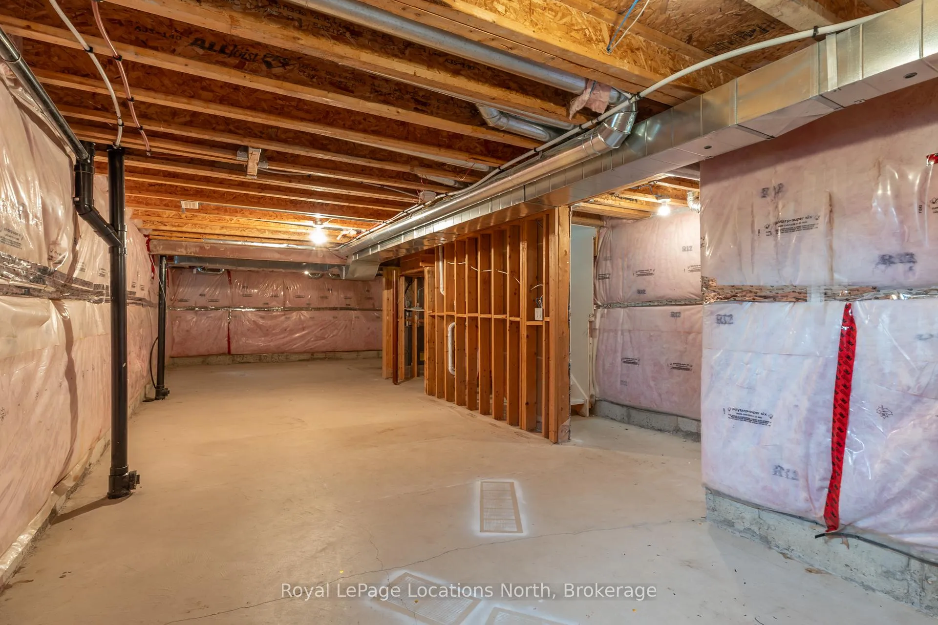 Photo 41 of 16 Ferris Lane, New Tecumseth, Alliston — HOMEH
