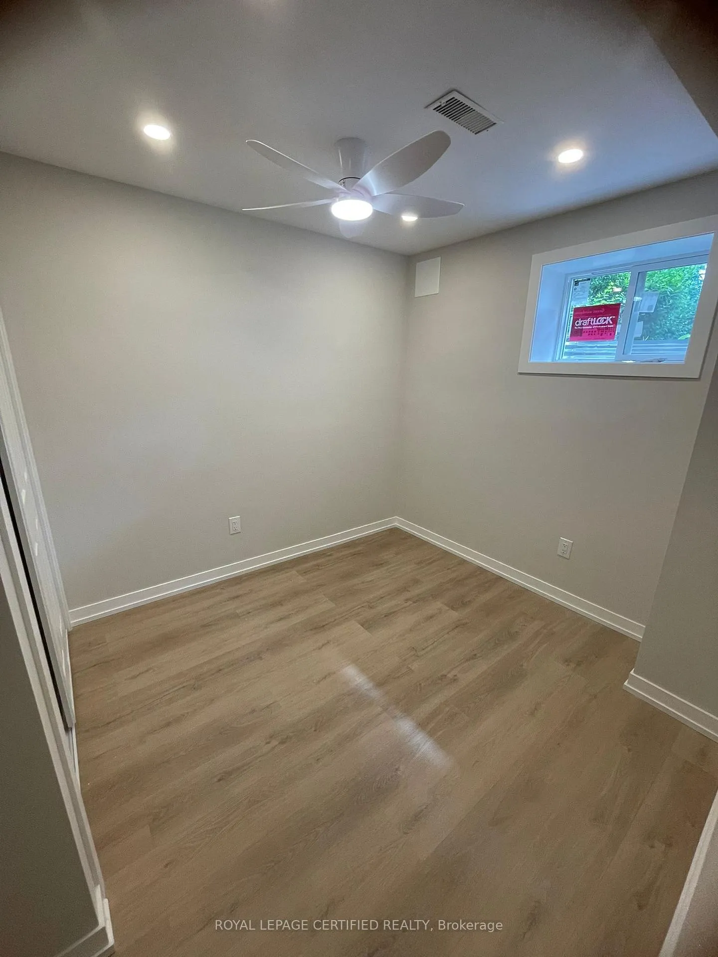 Photo 2 of 48 Frances Avenue, Etobicoke, Stonegate-Queensway — HOMEH