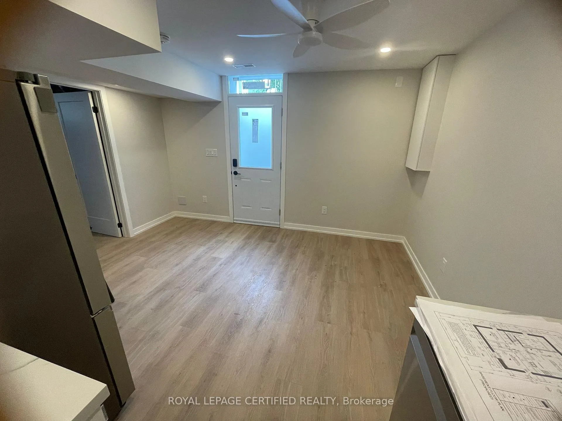 Photo 5 of 48 Frances Avenue, Etobicoke, Stonegate-Queensway — HOMEH