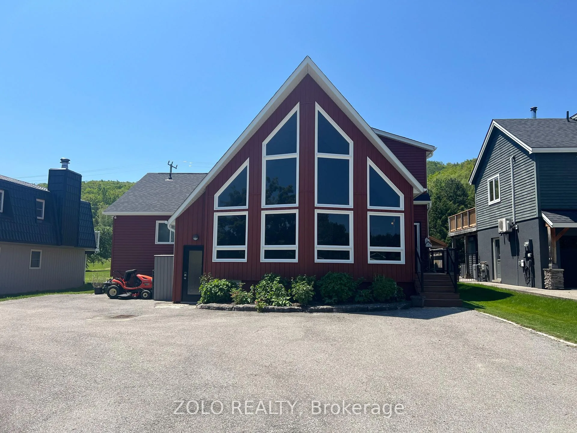 Photo 1 of 112 carmichael Crescent, Blue Mountains — HOMEH