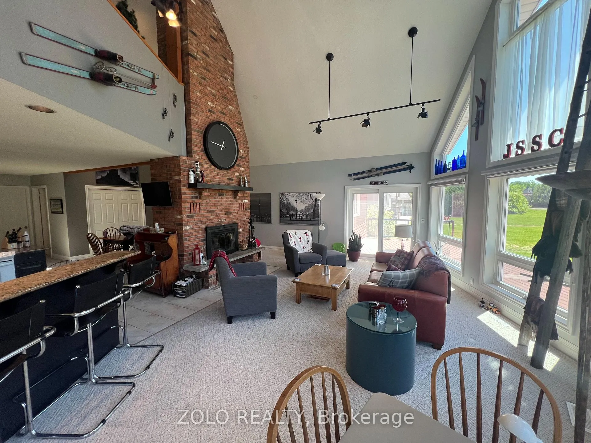 Photo 6 of 112 carmichael Crescent, Blue Mountains — HOMEH