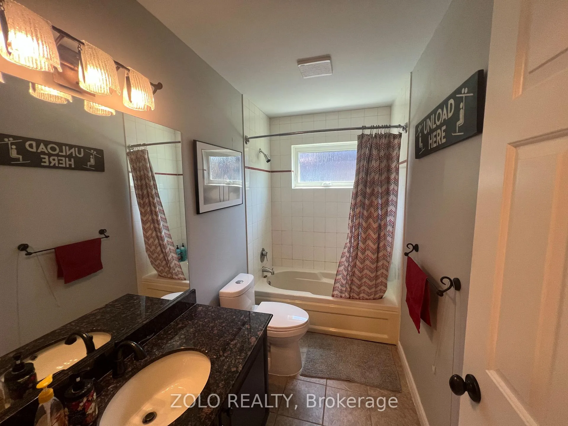 Photo 10 of 112 carmichael Crescent, Blue Mountains — HOMEH