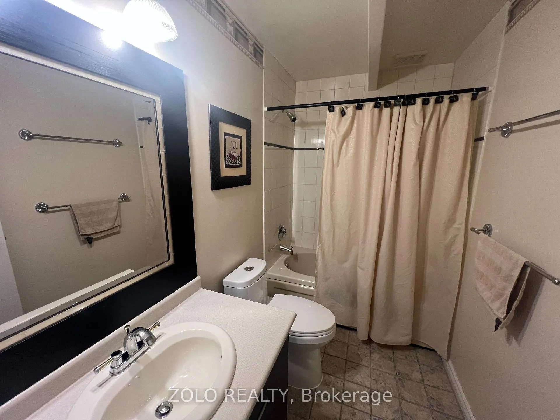 Photo 26 of 112 carmichael Crescent, Blue Mountains — HOMEH