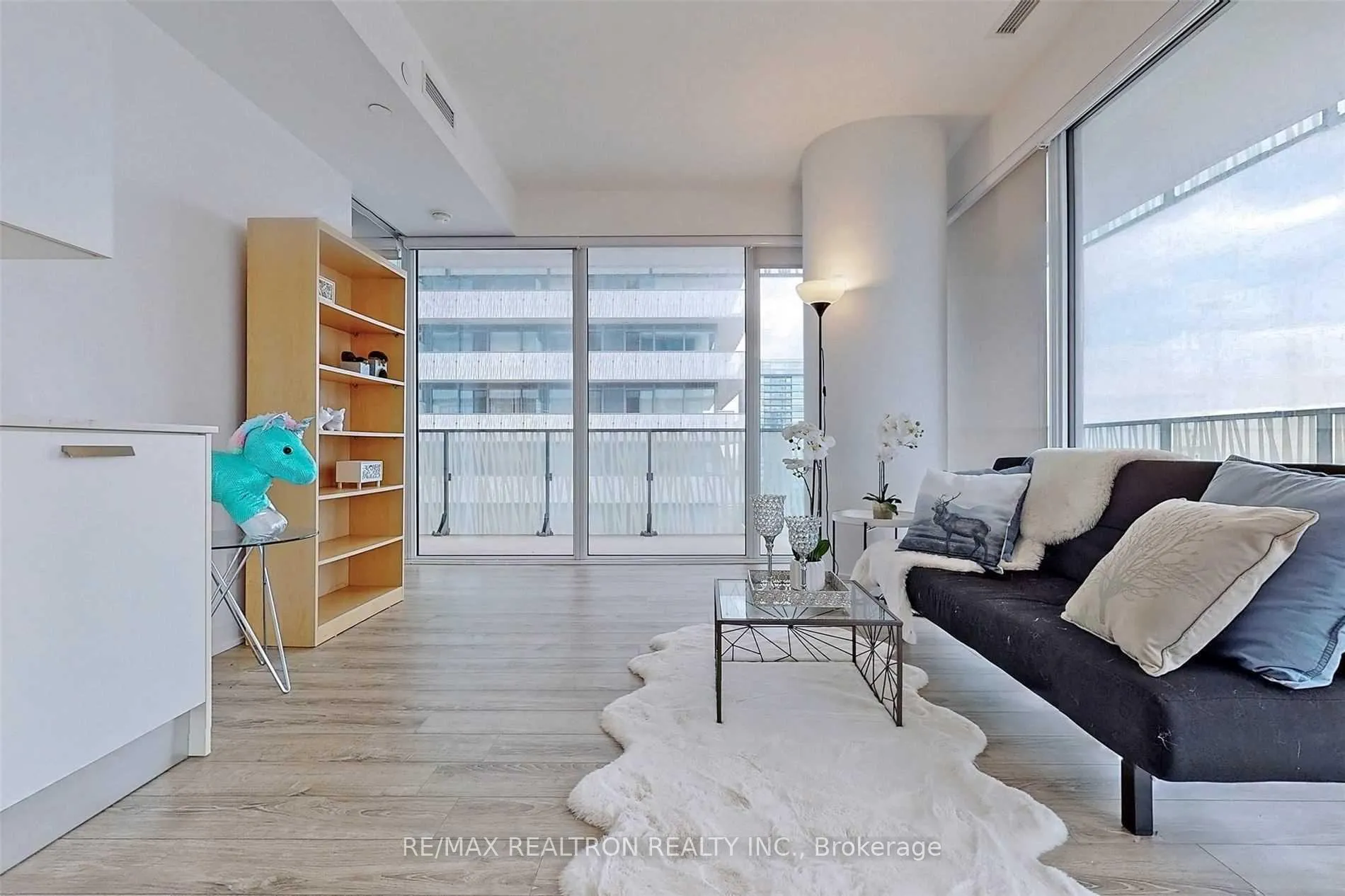 Photo 5 of Unit 3902, 42 Charles Street E, Toronto, Church-Yonge Corridor — HOMEH