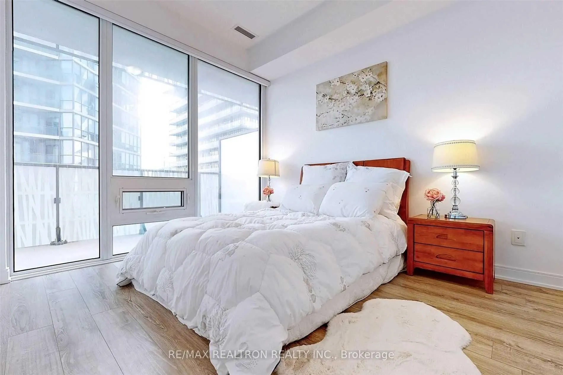 Photo 7 of Unit 3902, 42 Charles Street E, Toronto, Church-Yonge Corridor — HOMEH