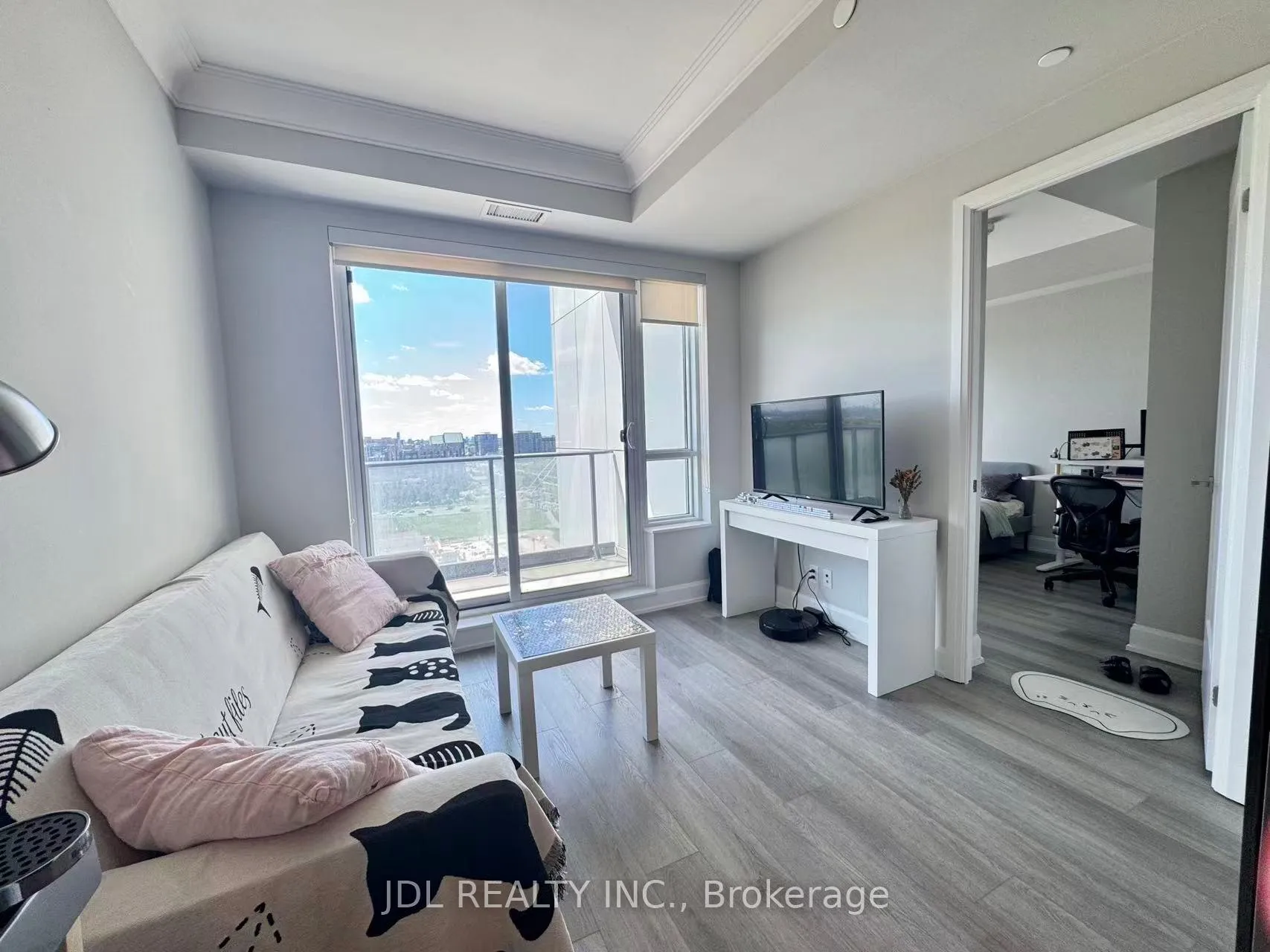 Photo 7 of Unit 1906, 8 Water Walk Drive, Markham, Unionville — HOMEH