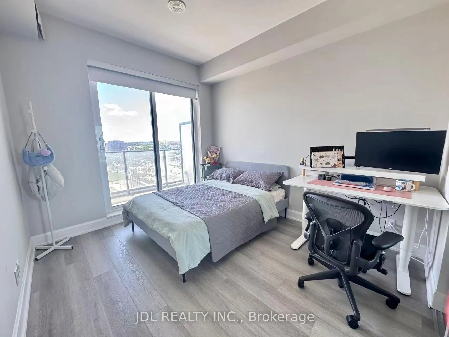Photo 9 of Unit 1906, 8 Water Walk Drive, Markham, Unionville — HOMEH
