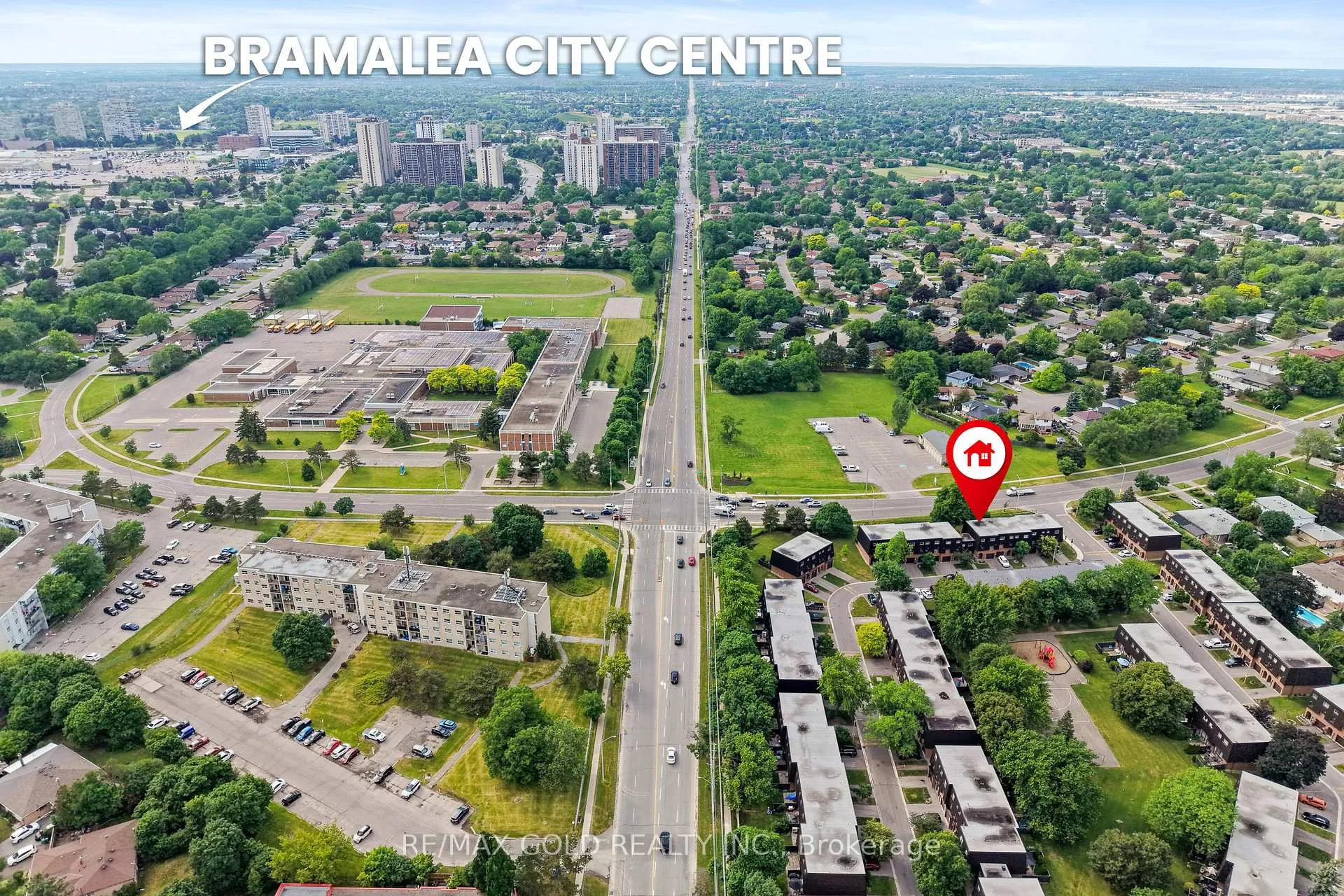 Photo 5 of 10 Darras Court, Brampton, Southgate — HOMEH