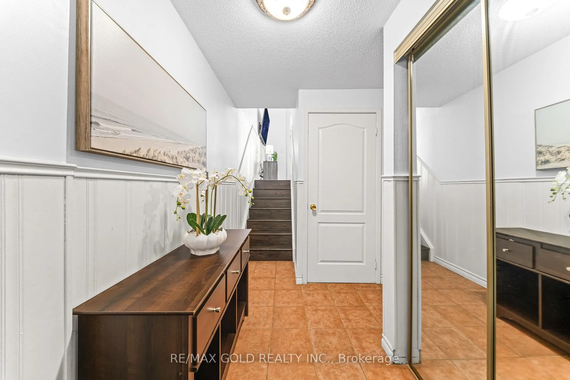 Photo 13 of 10 Darras Court, Brampton, Southgate — HOMEH