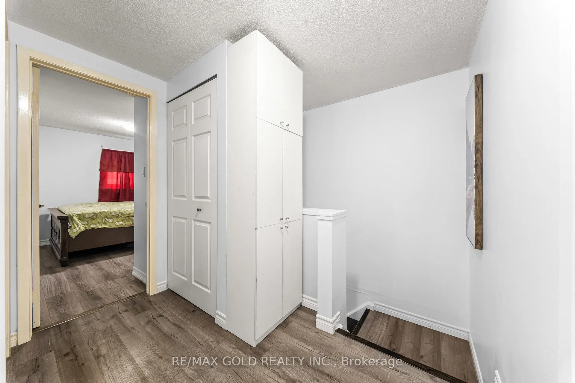 Photo 28 of 10 Darras Court, Brampton, Southgate — HOMEH