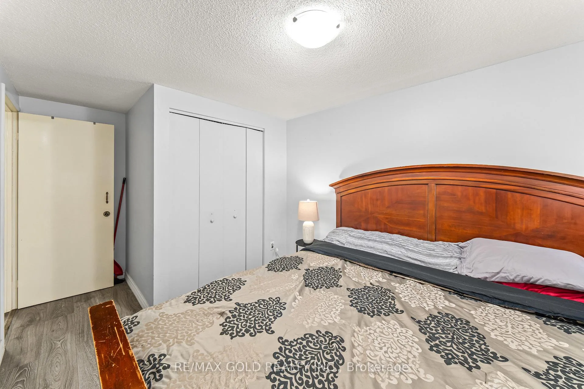 Photo 37 of 10 Darras Court, Brampton, Southgate — HOMEH