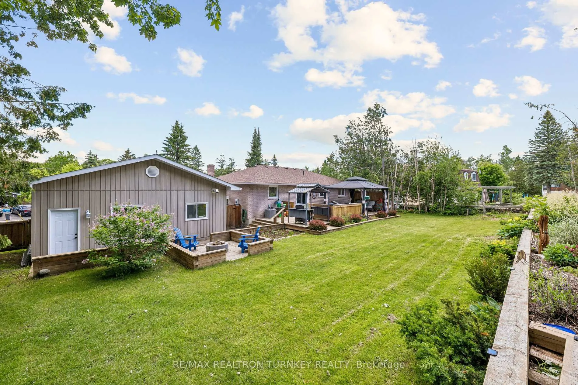 Photo 36 of 24 Princes' Street E, Kawartha Lakes, Fenelon Falls — HOMEH