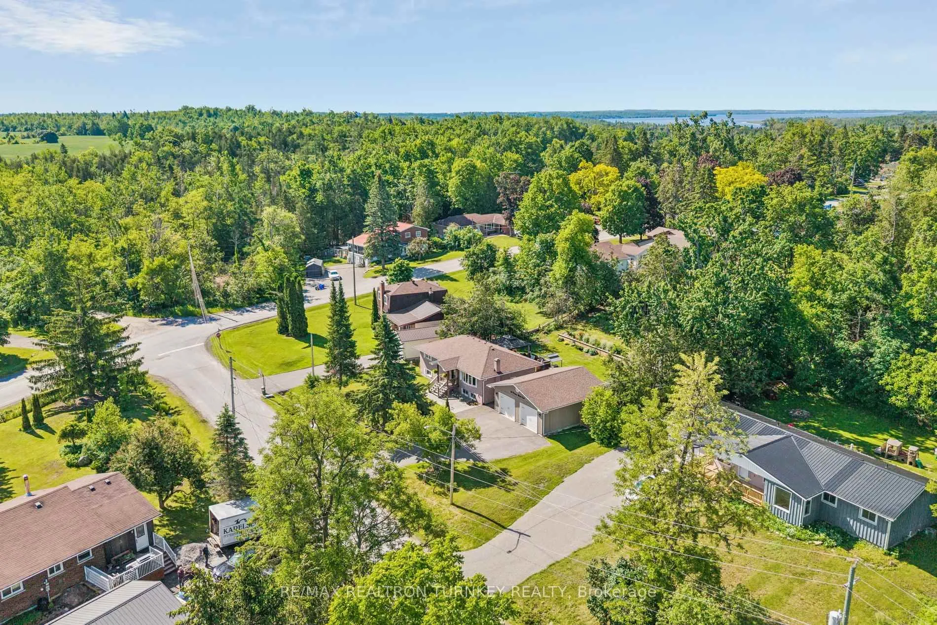 Photo 40 of 24 Princes' Street E, Kawartha Lakes, Fenelon Falls — HOMEH