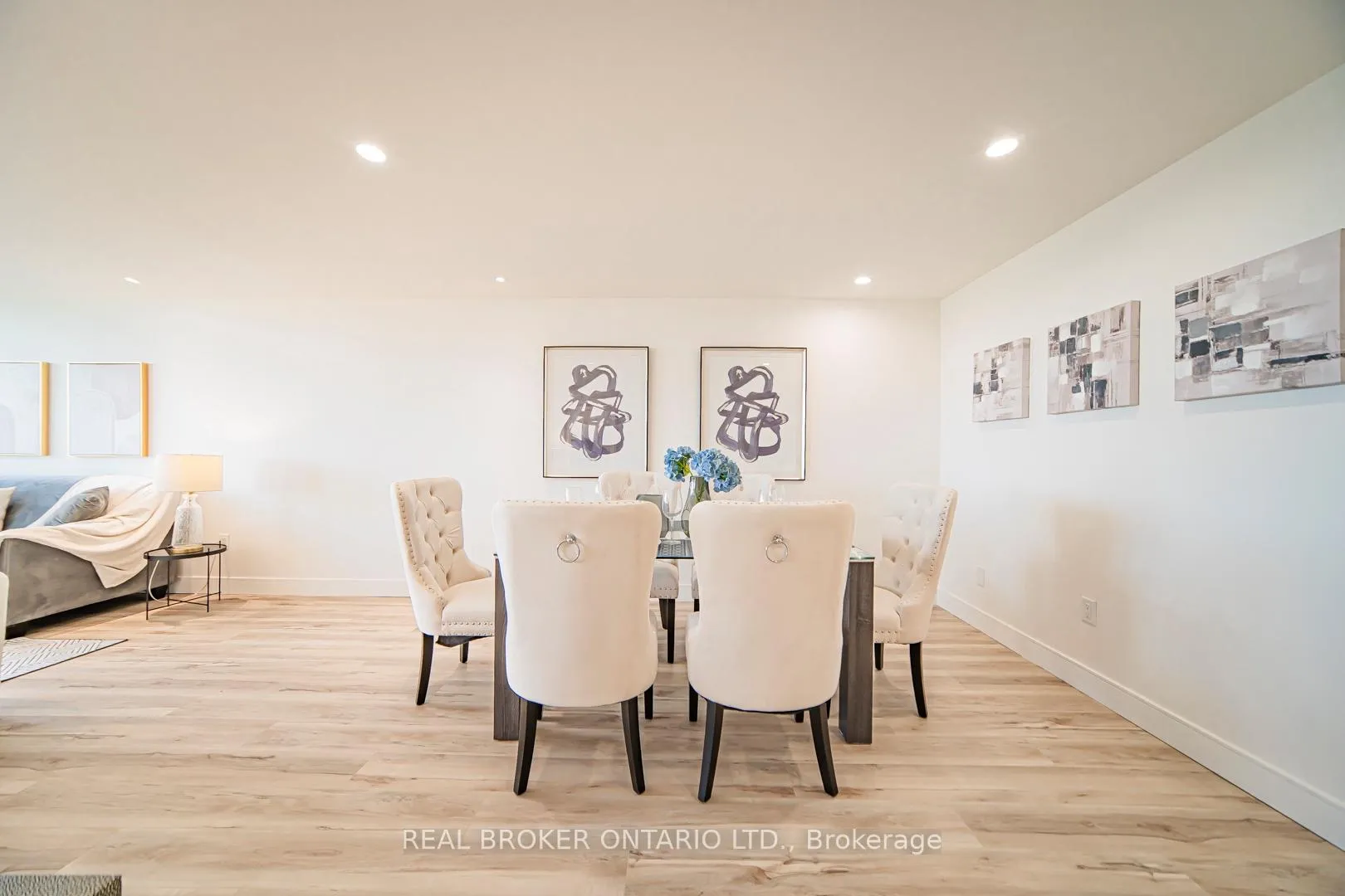 Photo 6 of Unit 1901, 3151 Bridletowne Circle, Scarborough, L'Amoreaux — HOMEH