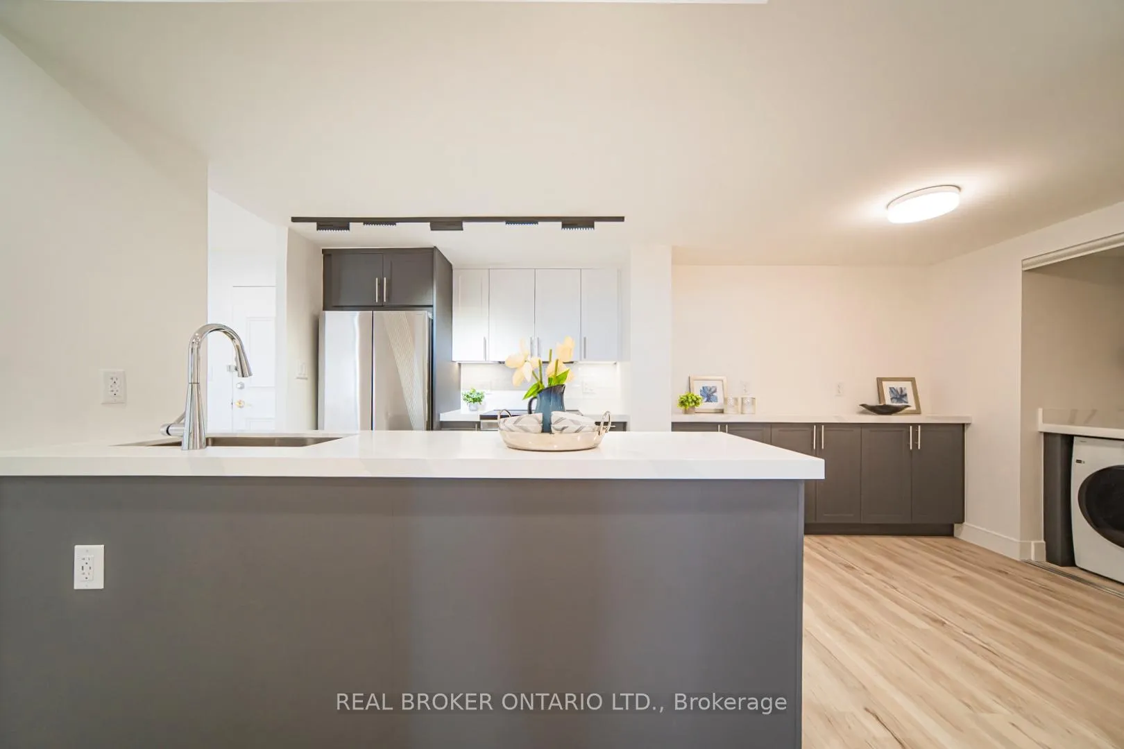 Photo 10 of Unit 1901, 3151 Bridletowne Circle, Scarborough, L'Amoreaux — HOMEH