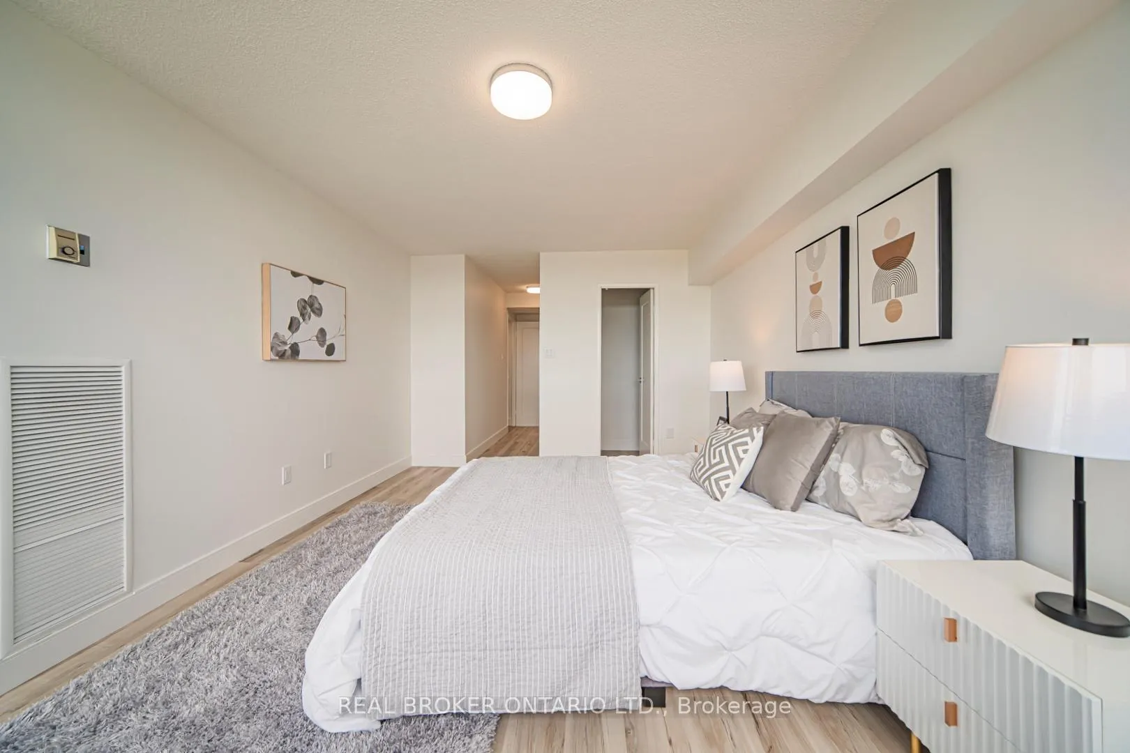 Photo 13 of Unit 1901, 3151 Bridletowne Circle, Scarborough, L'Amoreaux — HOMEH