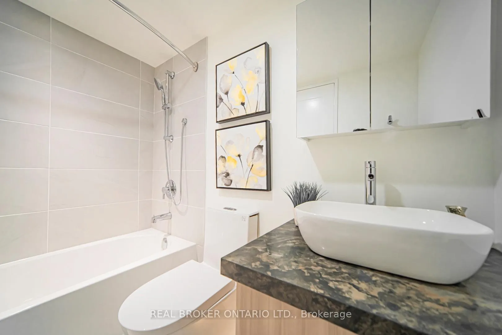 Photo 16 of Unit 1901, 3151 Bridletowne Circle, Scarborough, L'Amoreaux — HOMEH