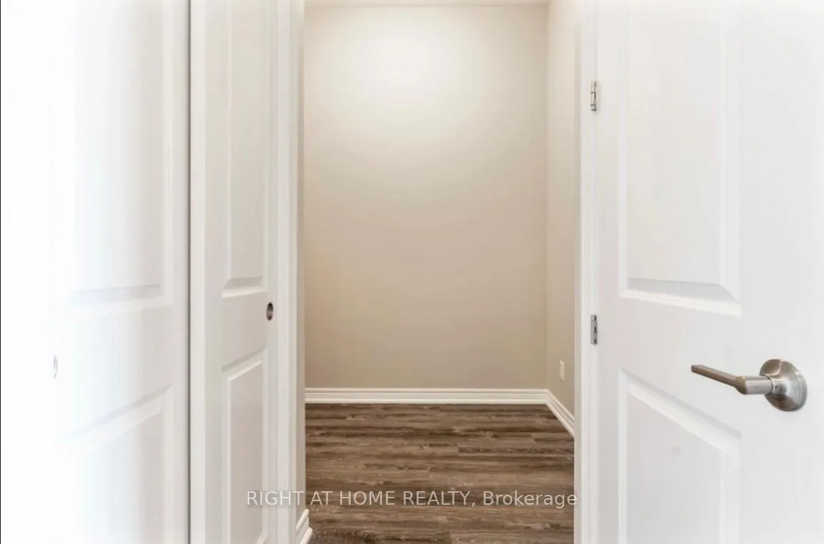 Photo 6 of Unit 417, 457 Plains Road E, Burlington, LaSalle — HOMEH